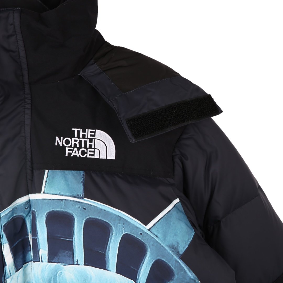 The North Face x Supreme 1994 Nuptse Jacket “Statue of Liberty”