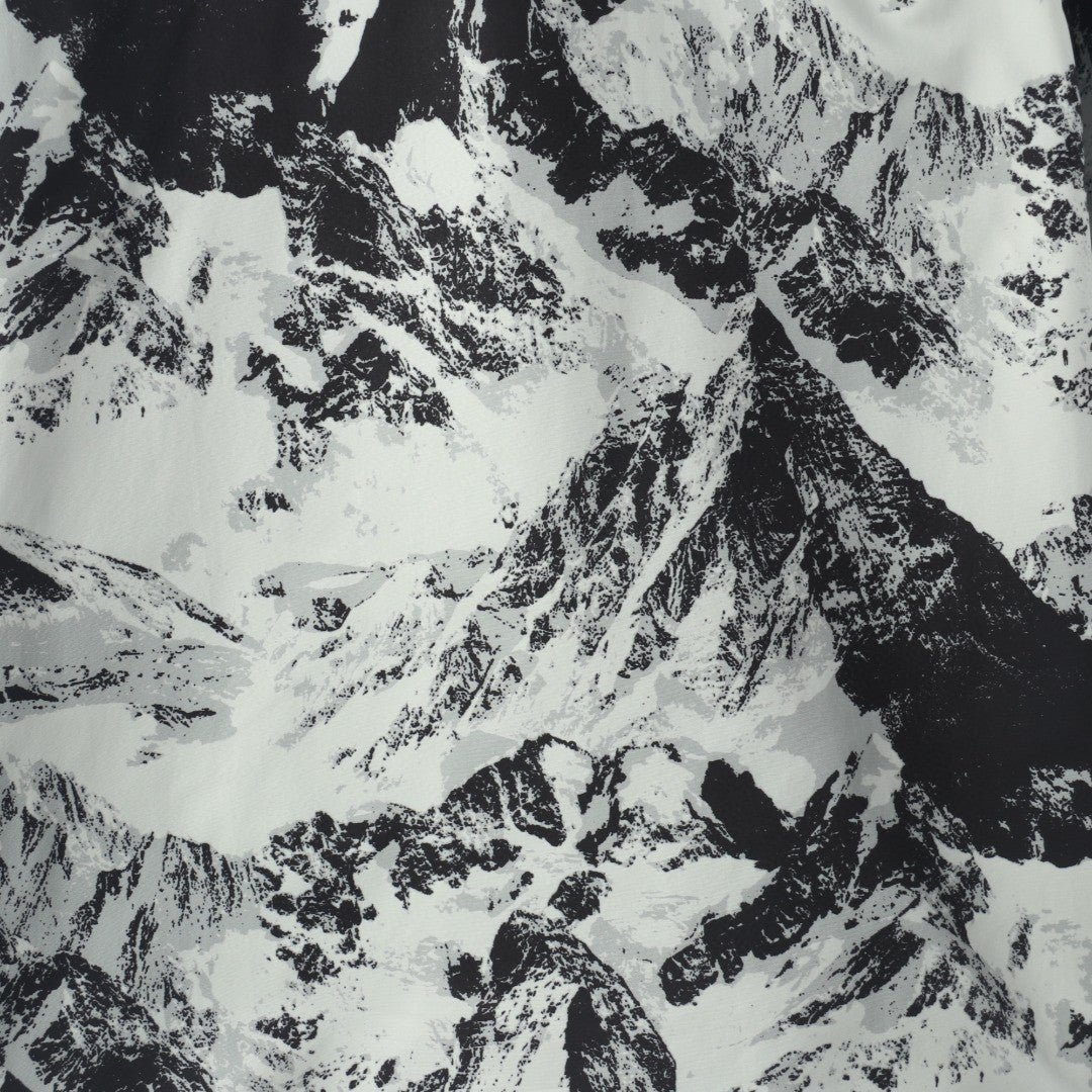 The North Face x Supreme Mountain Jacket Inspired – Snowy Edition (GORE-TEX®)