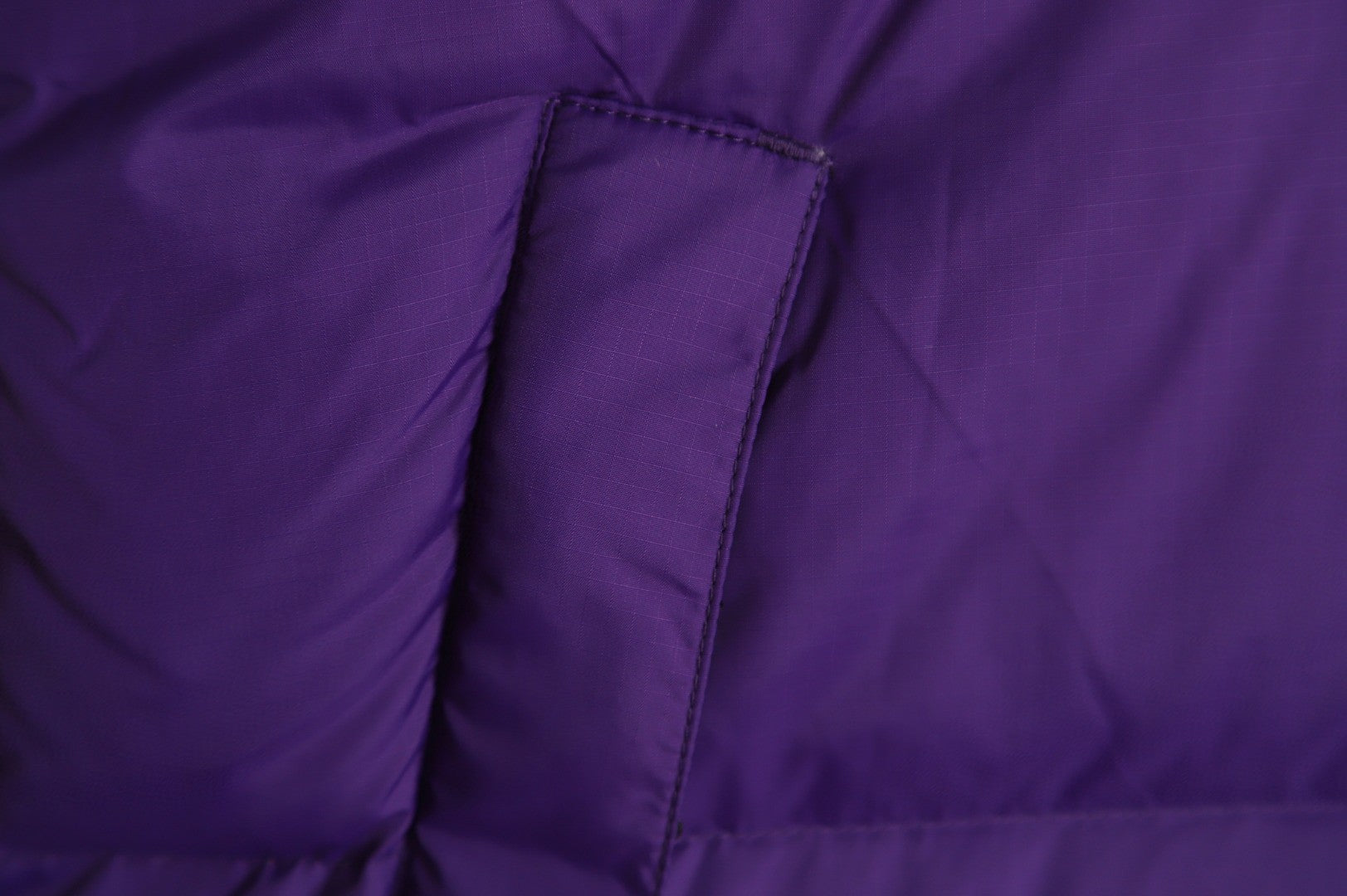 The North Face 1996 Retro Nuptse Jacket – Roxo/Preto