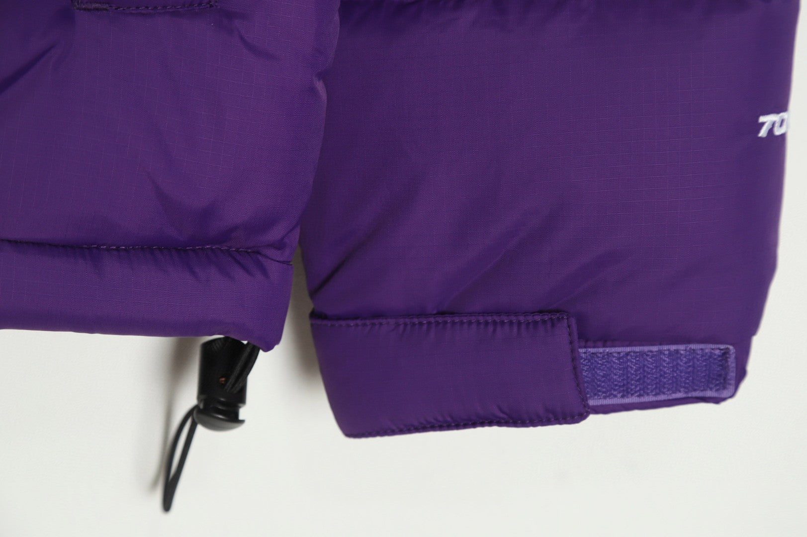 The North Face 1996 Retro Nuptse Jacket – Roxo/Preto