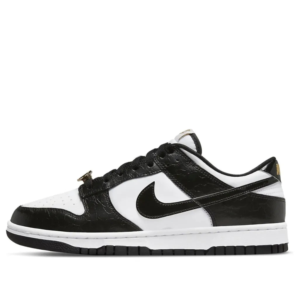 Nike Dunk Low "Black World Champ"
