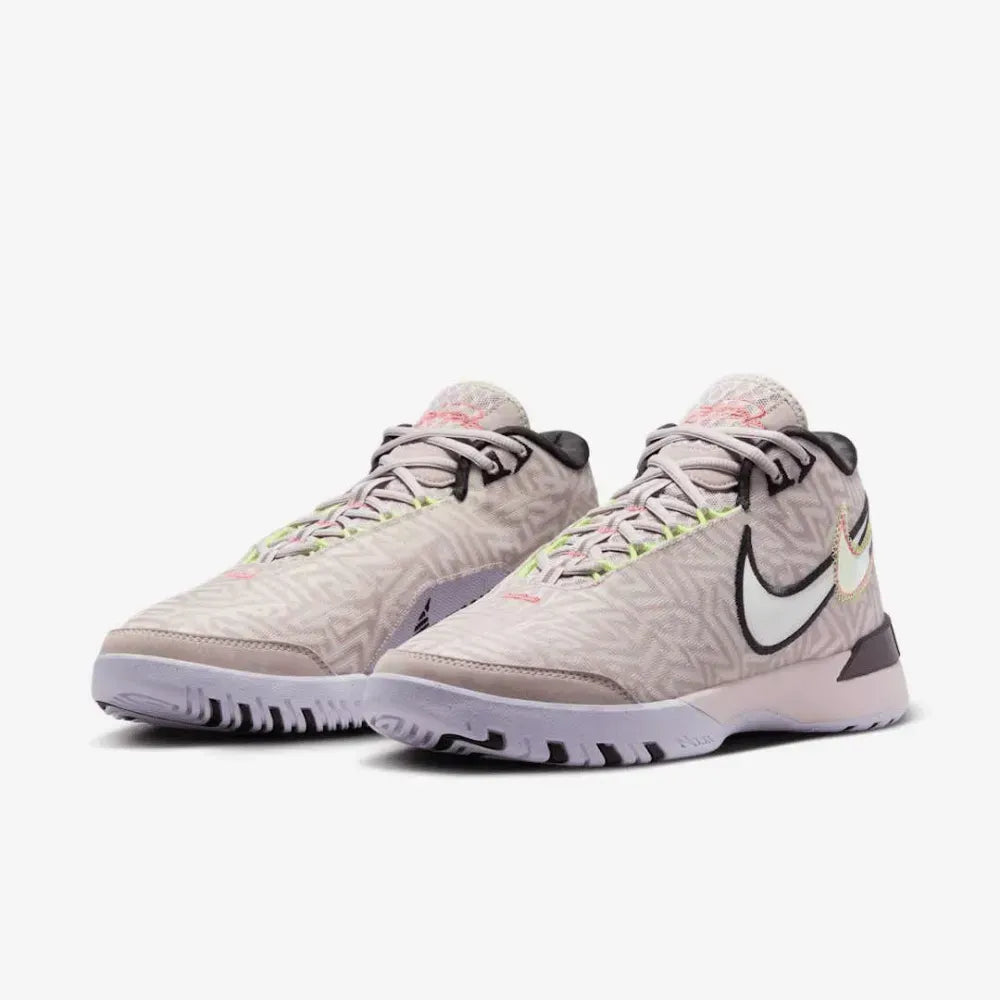 Nike Zoom LeBron NXXT Genisus Platinum Violet
