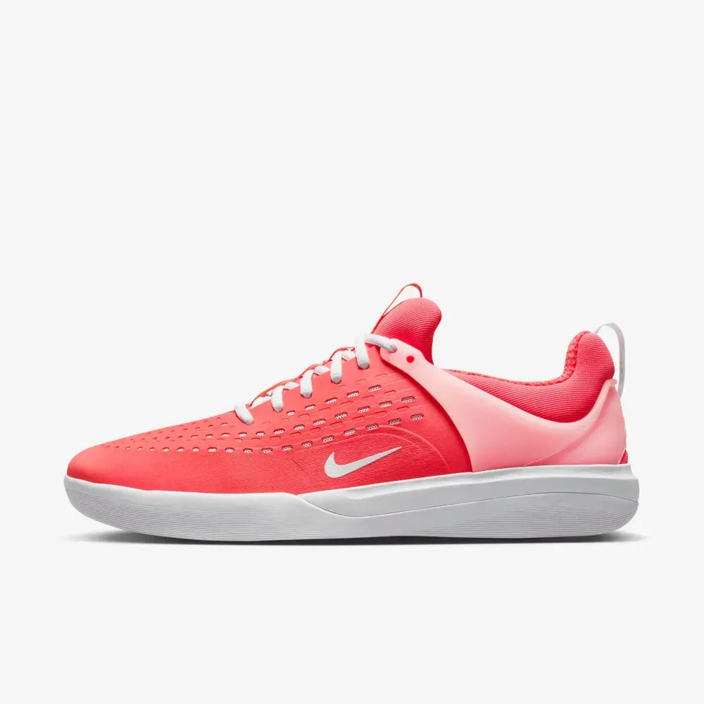 Nike SB Nyjah 3 Pink
