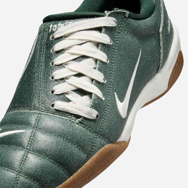 Nike Total 90 "Fir and Gum Med Brown"