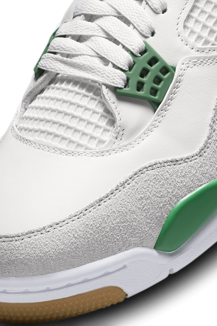 Nike Air Jordan 4 Retro SB "Pine Green"
