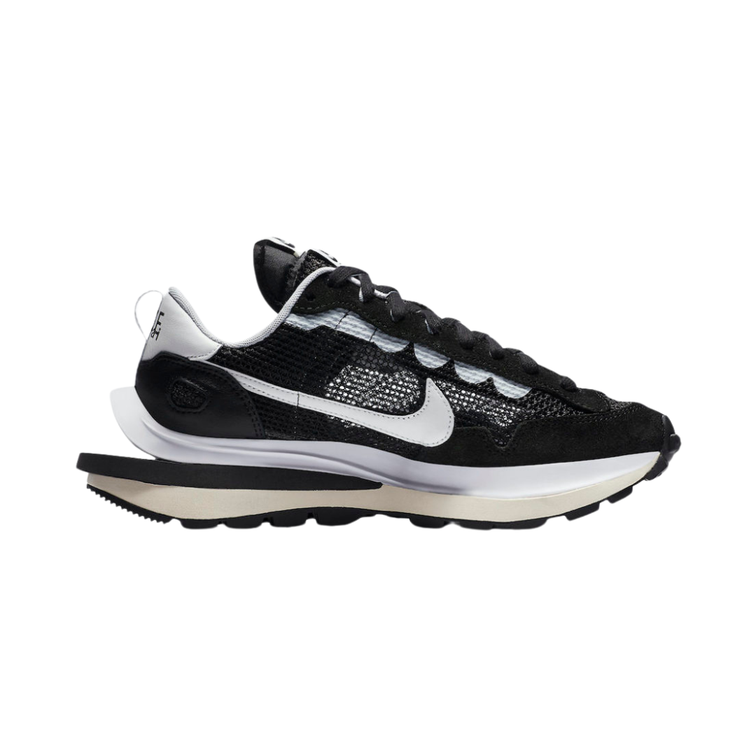 Nike Sacai Black White