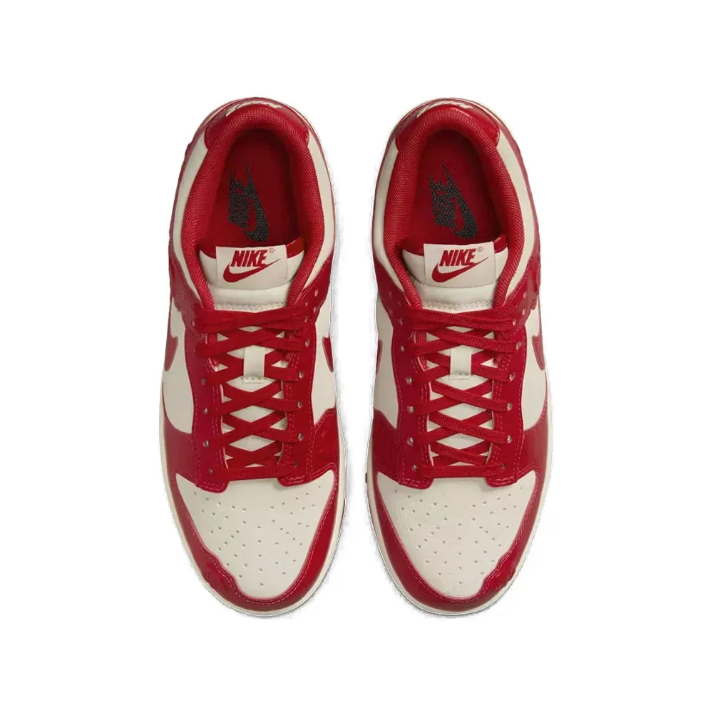 Nike Dunk Low "Red Roses"