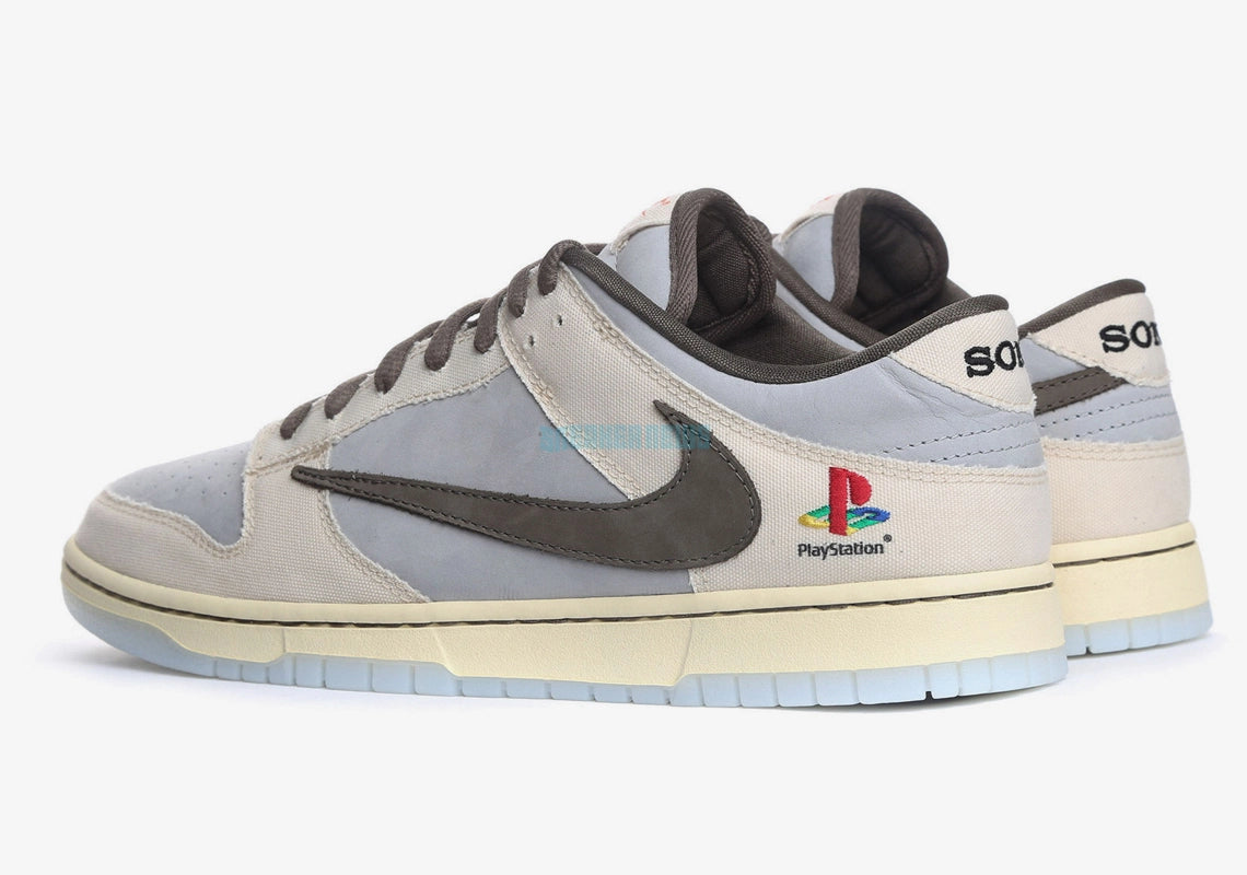Nike Dunk Low x Travis Scott x PlayStation