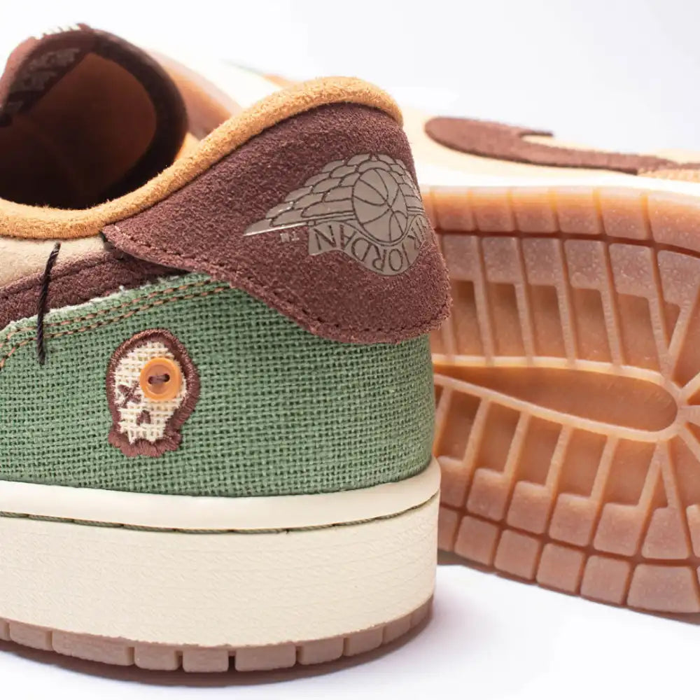 Nike Air Jordan 1 Low "Voodoo"
