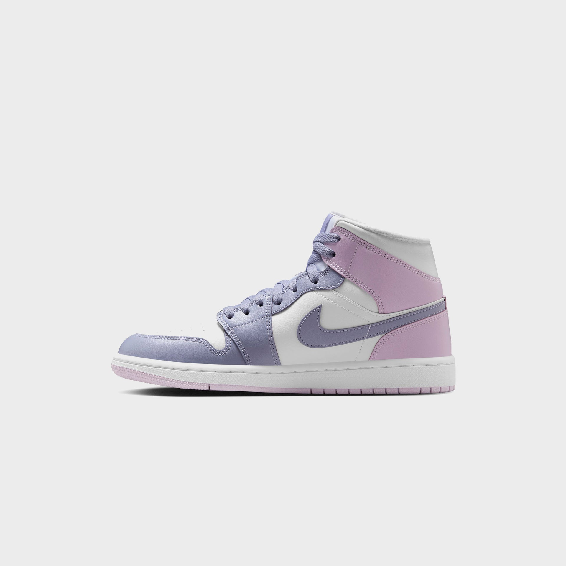 Nike Air Jordan 1 Mid "Indigo Haze Doll White"