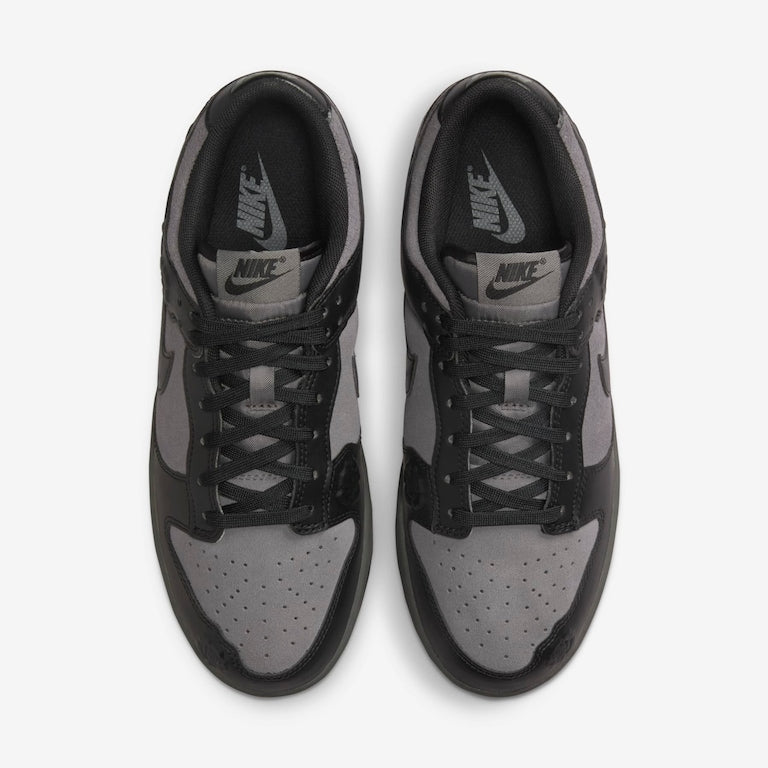 Nike Dunk Low "Black Roses"