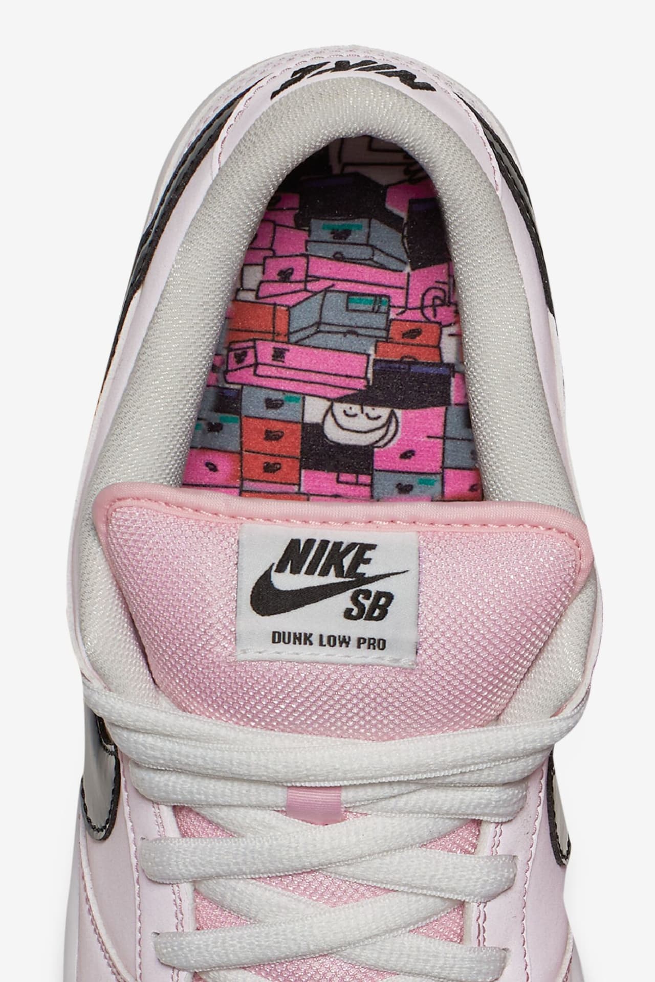 Nike SB Dunk Low "Pink Box"