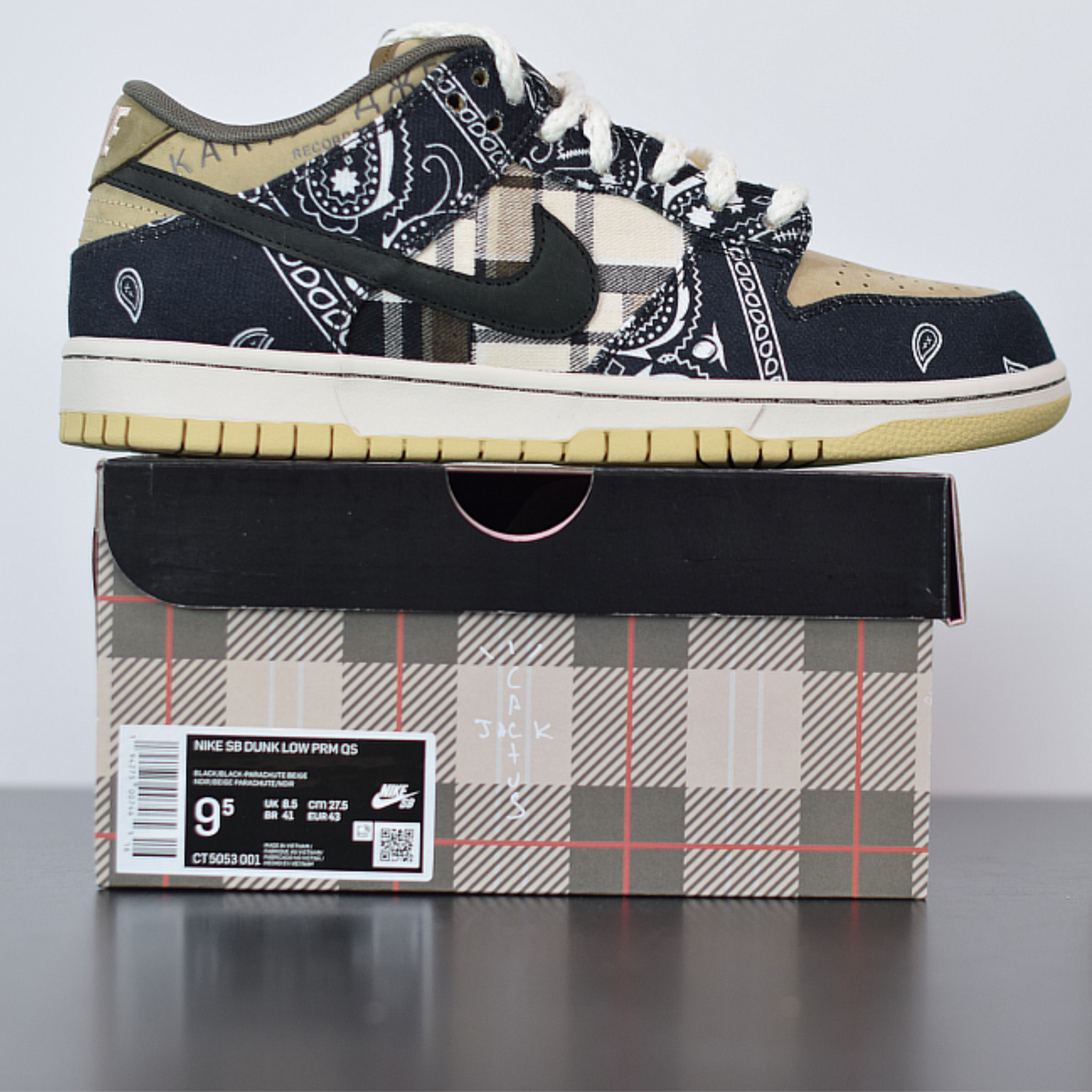 Nike Dunk Low x Travis Scott "Cactus Jack "