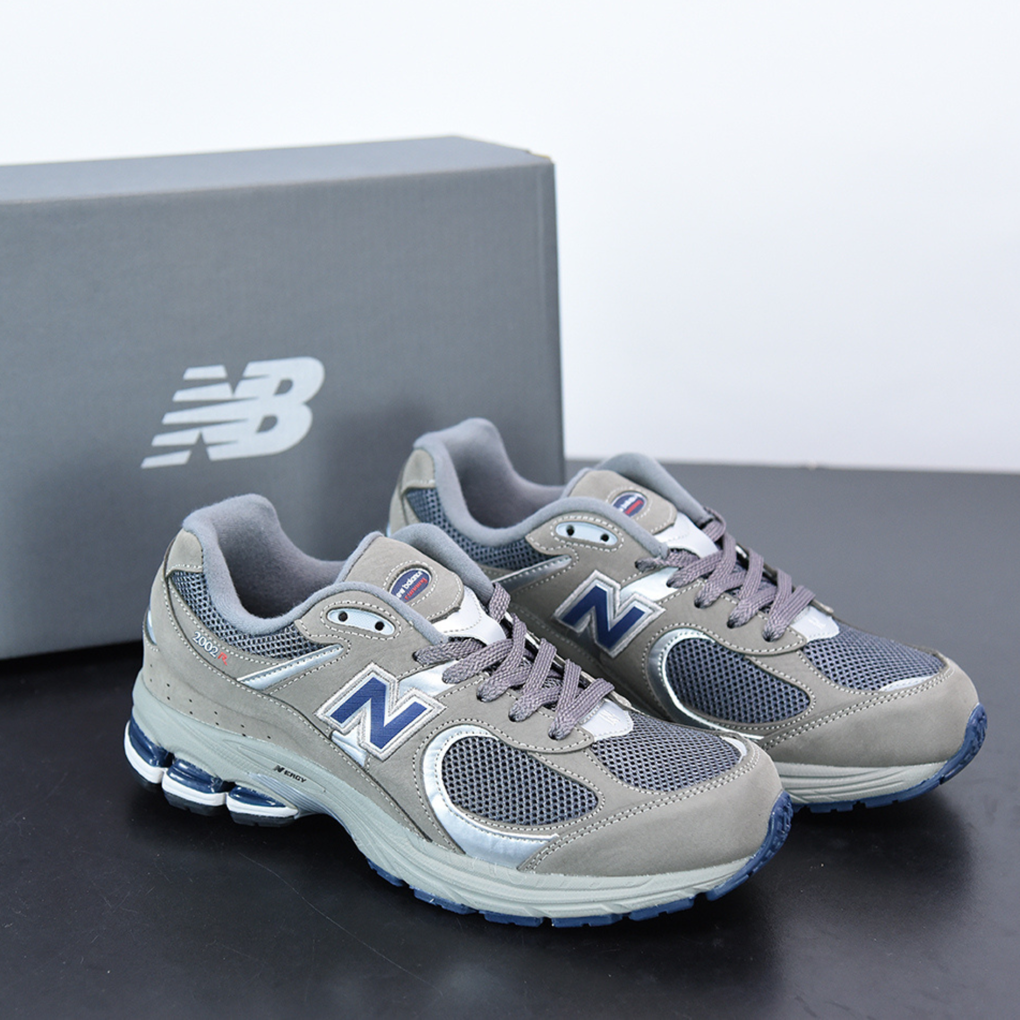 New Balance ML2002R "Grey Navy"