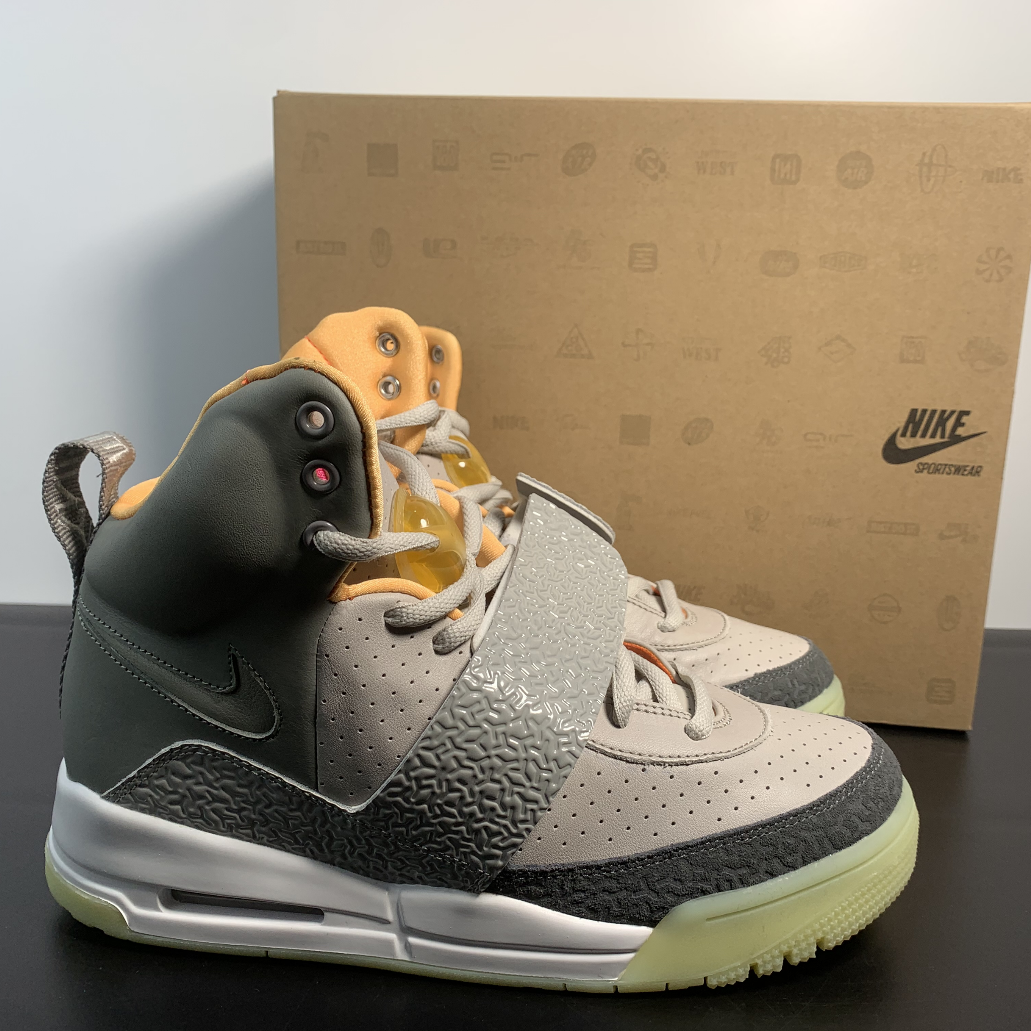 Yeezy 1 top zen grey