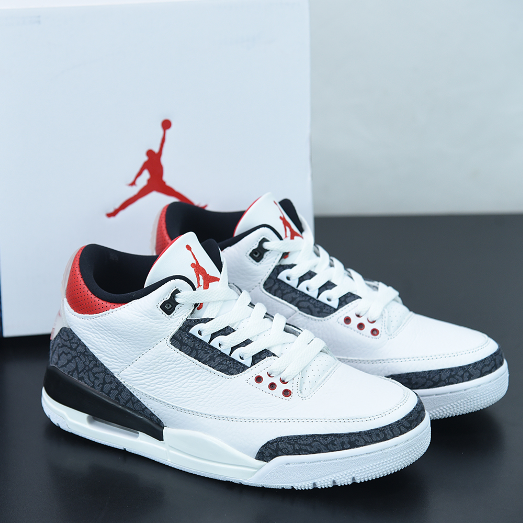 Jordan 3 fire red 2024 2018