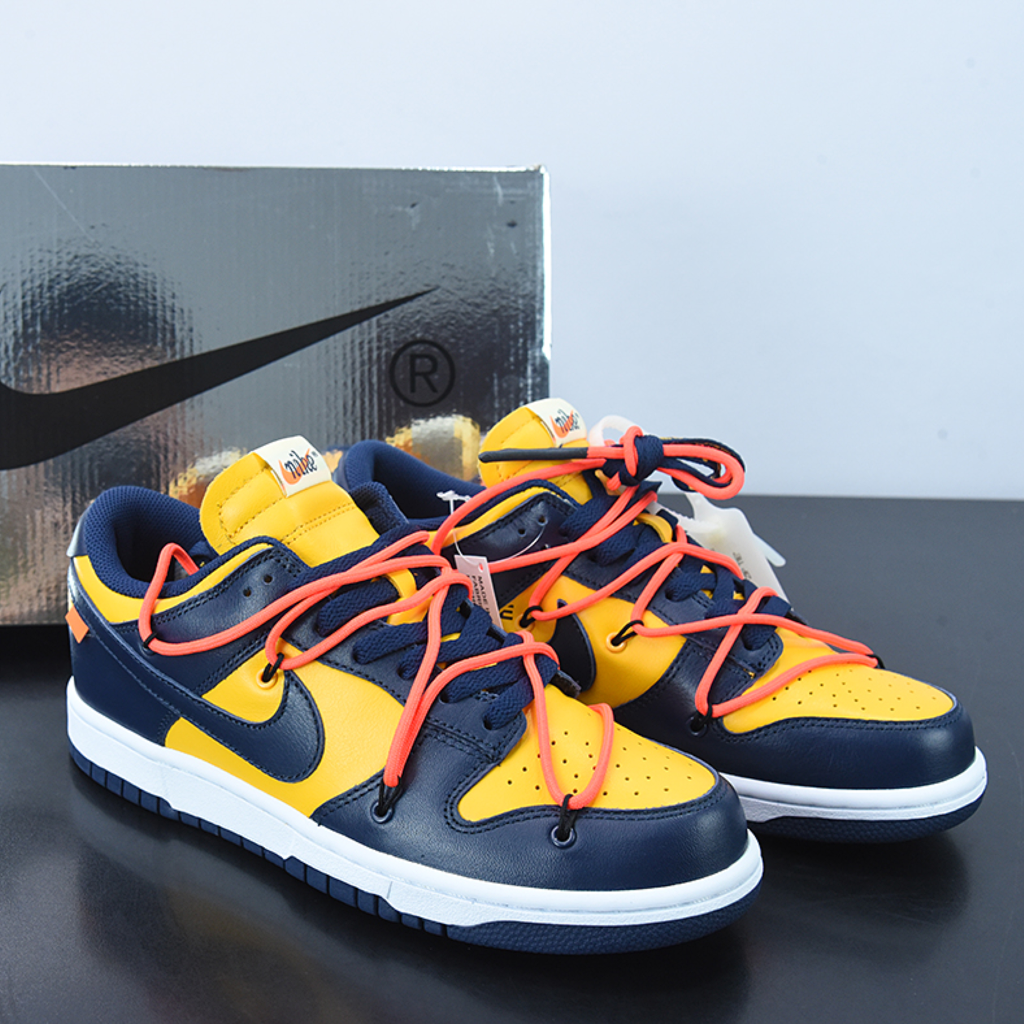 Nike sb dunk top low x off white