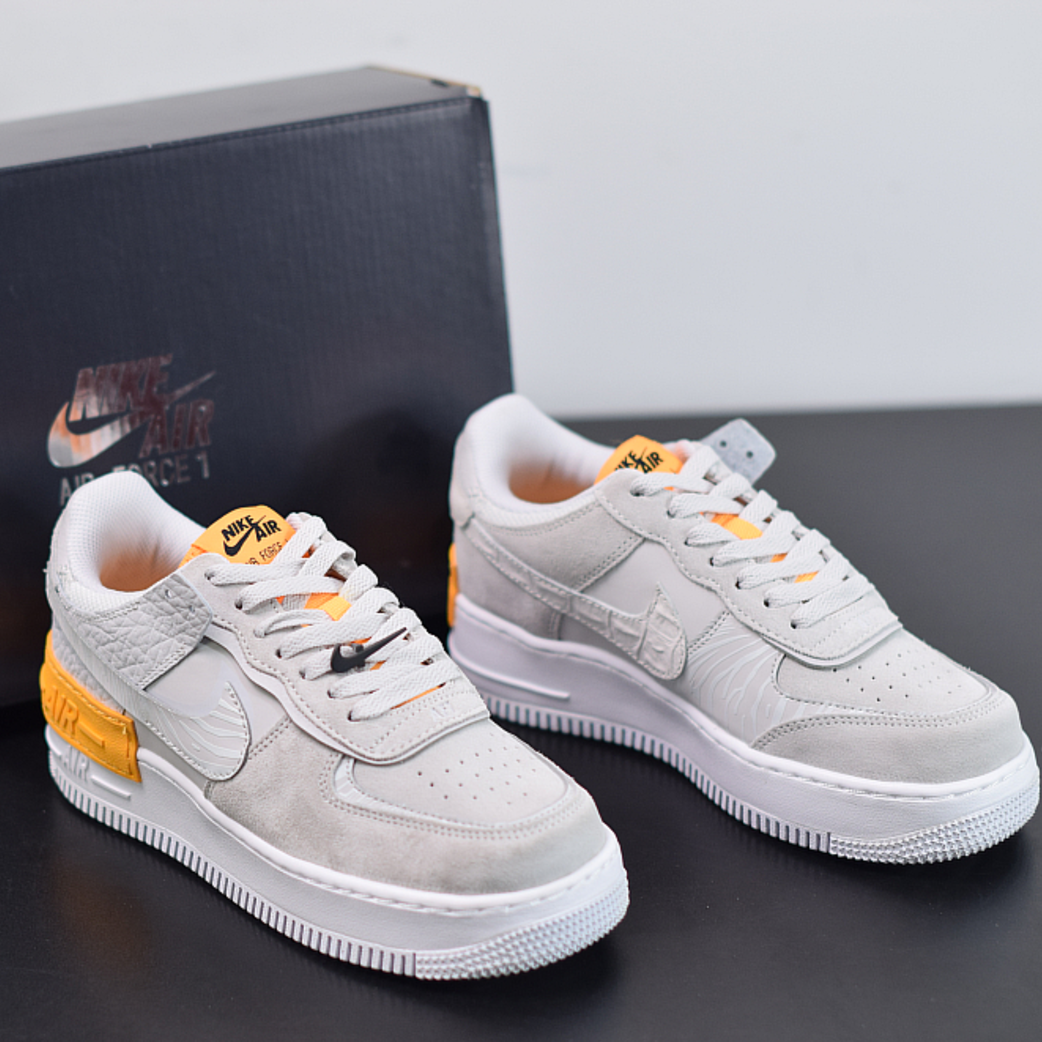 Nike air force 1 shadow vast grey on sale orange