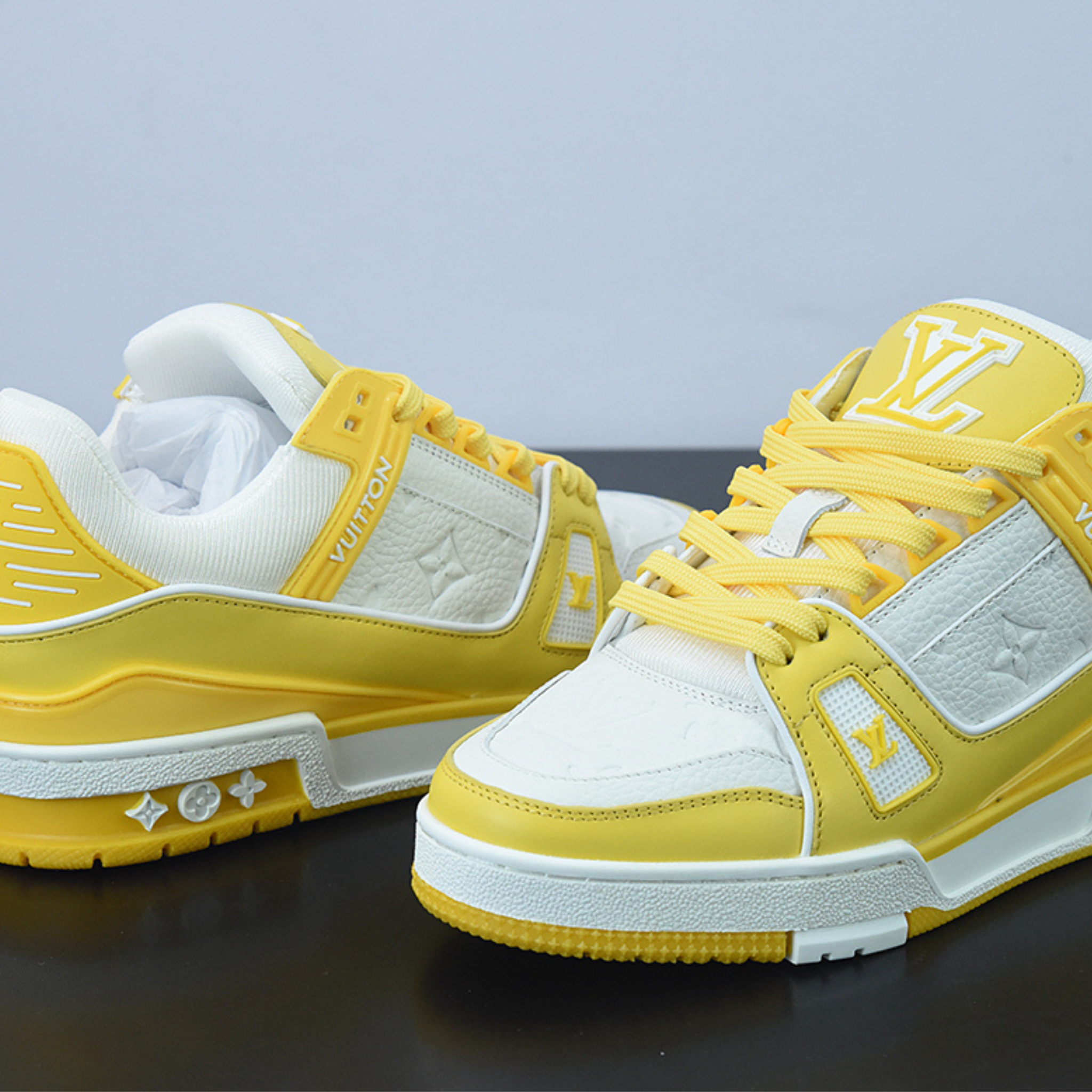 Louis Vuitton Trainer "Yellow White Monogram"
