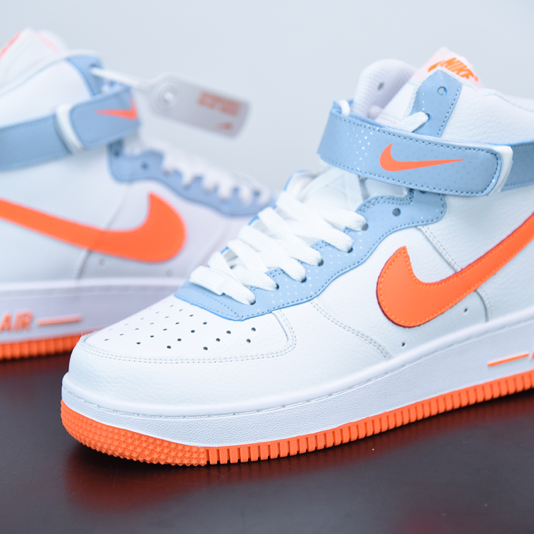Nike Air Force 1 High ‘Be Kind’