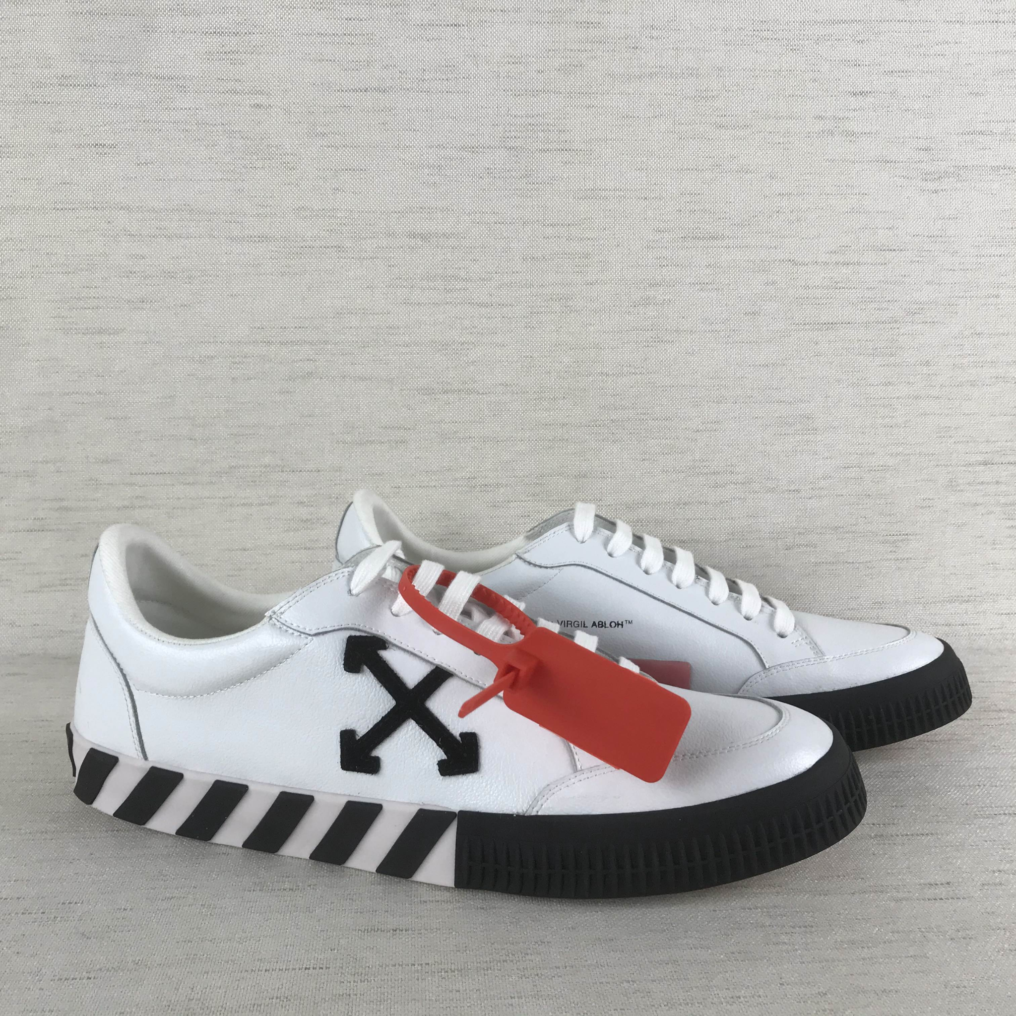 Off White Shoes Vulcanized "Black/White"