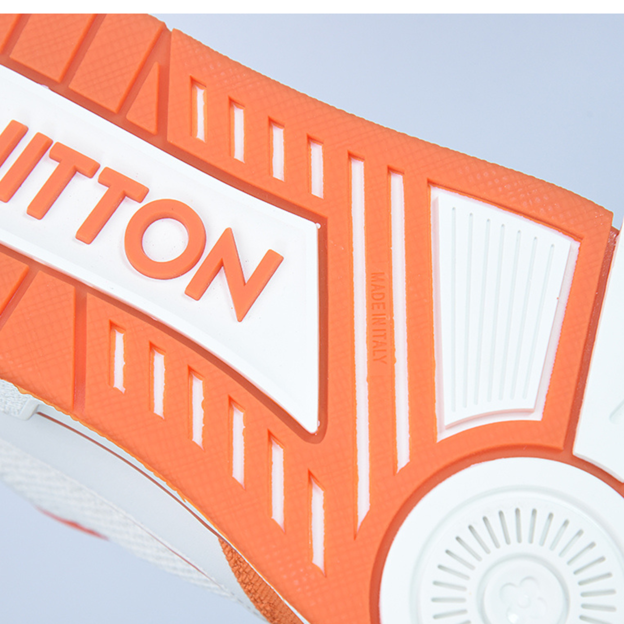 Louis Vuitton Trainer "Orange"