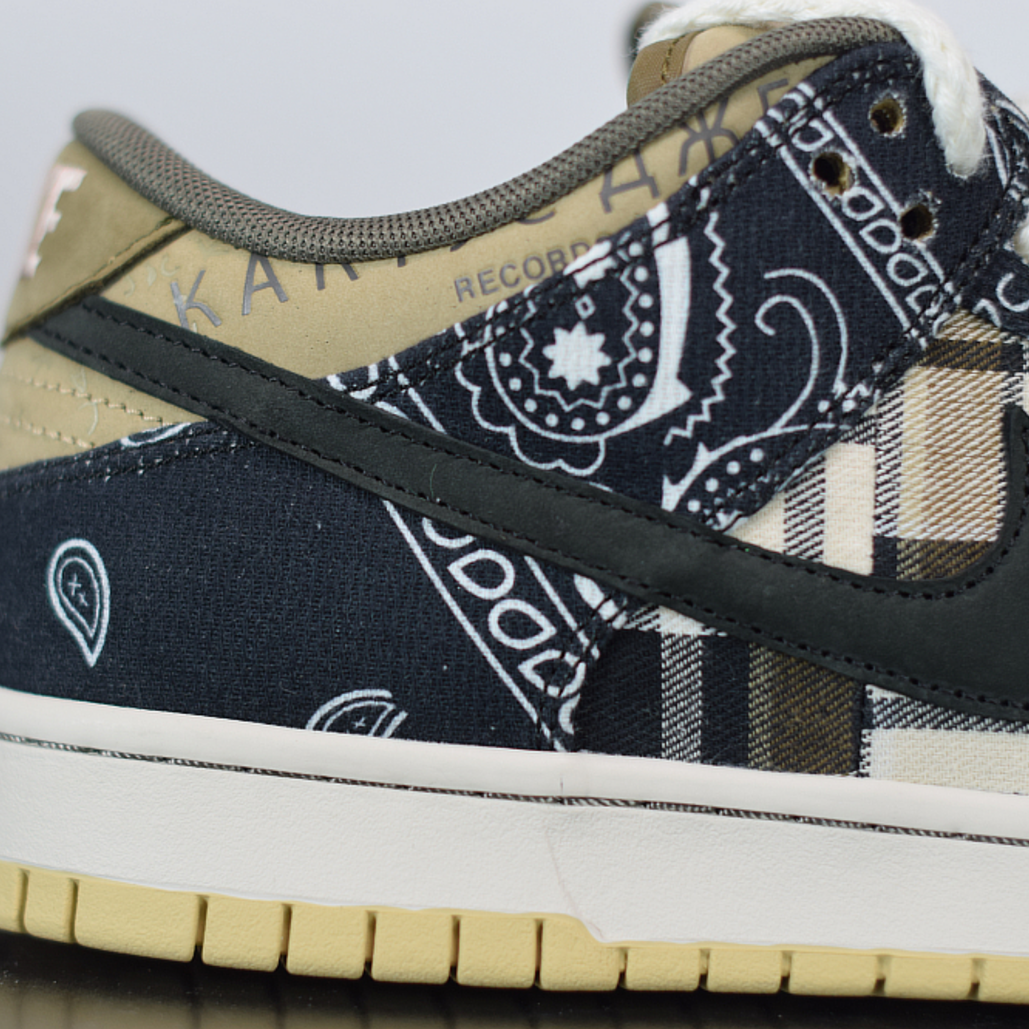 Nike Dunk Low x Travis Scott "Cactus Jack "