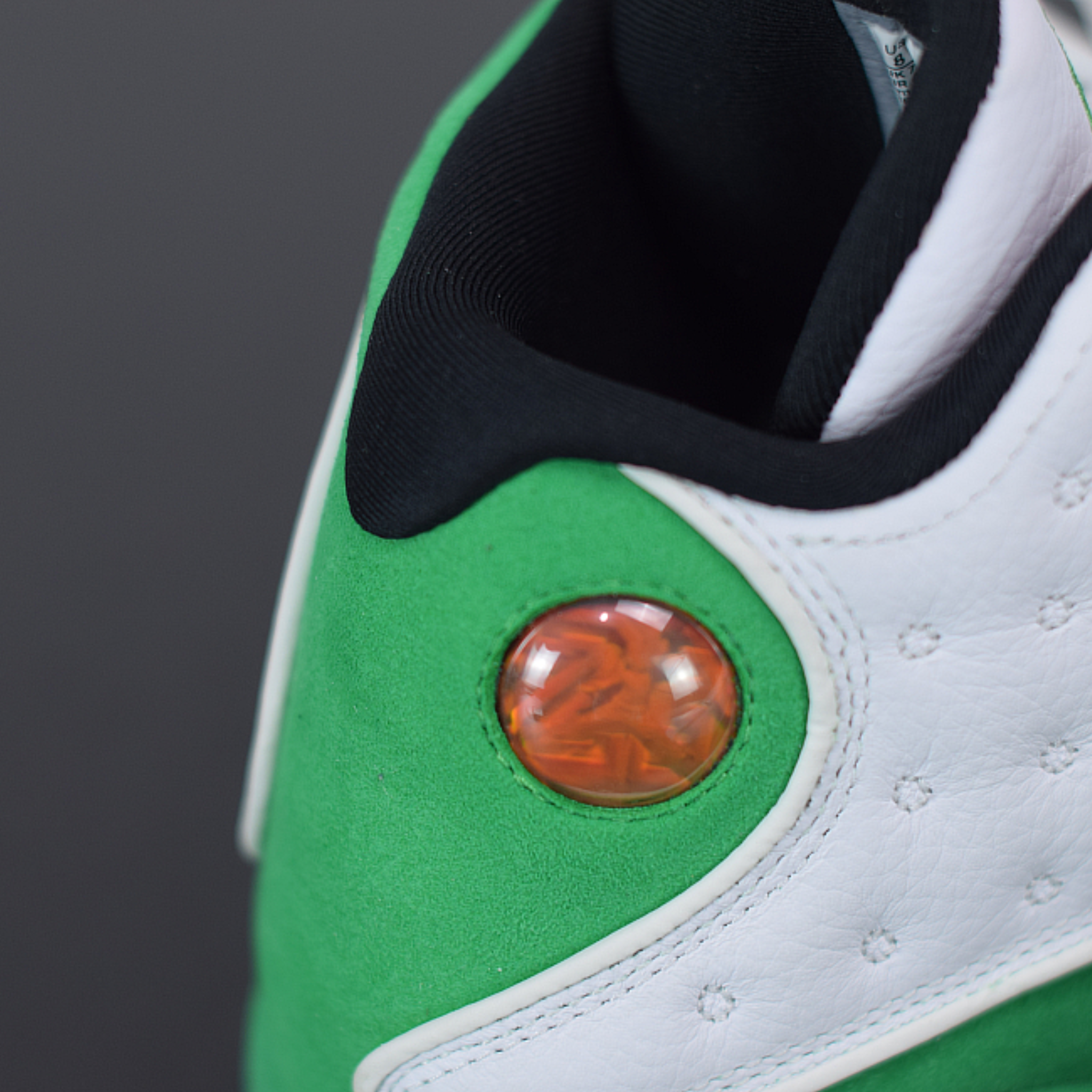 Nike Air Jordan 13 Retro "White Pine Green"