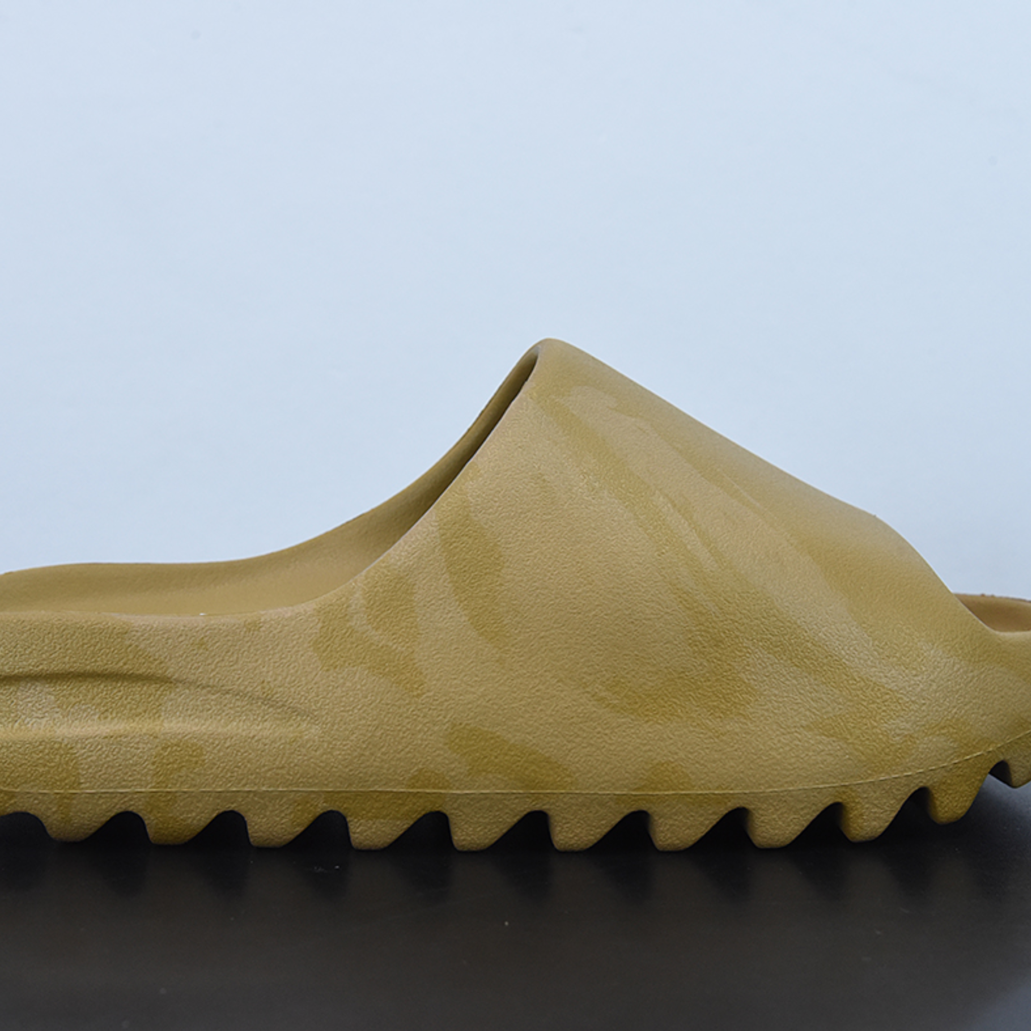 Yeezy Slide "Ochre"