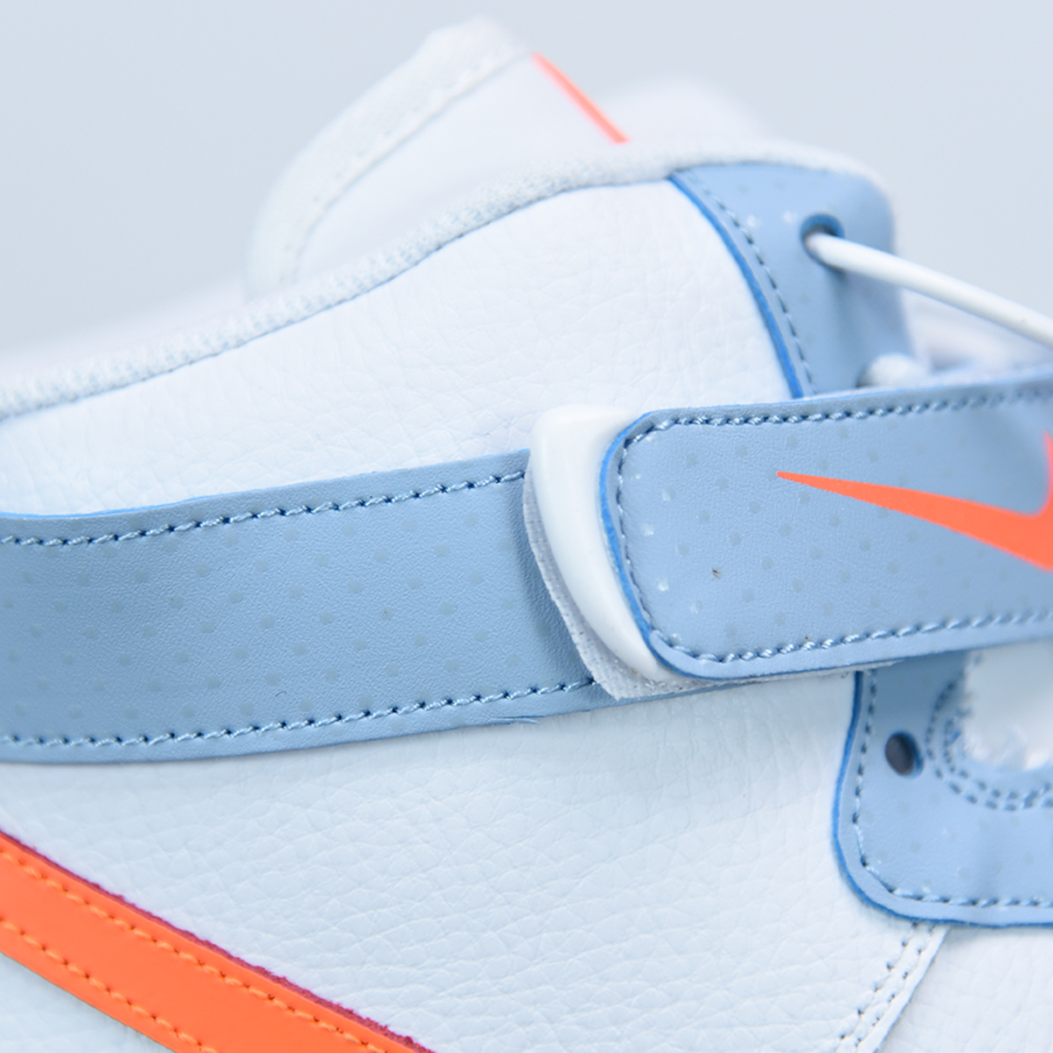 Nike Air Force 1 High ‘Be Kind’