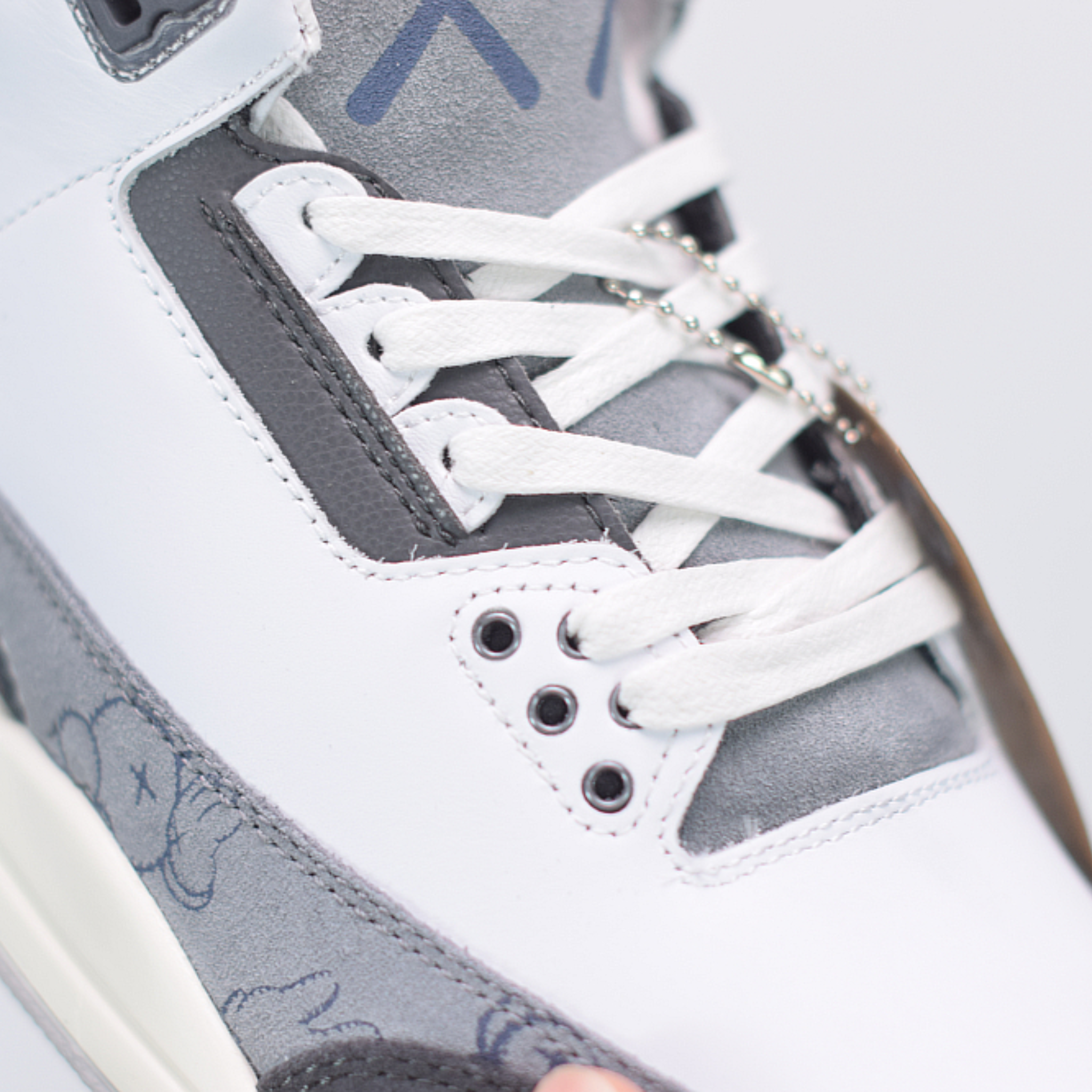 Nike Air Jordan 3 Retro x Kaws