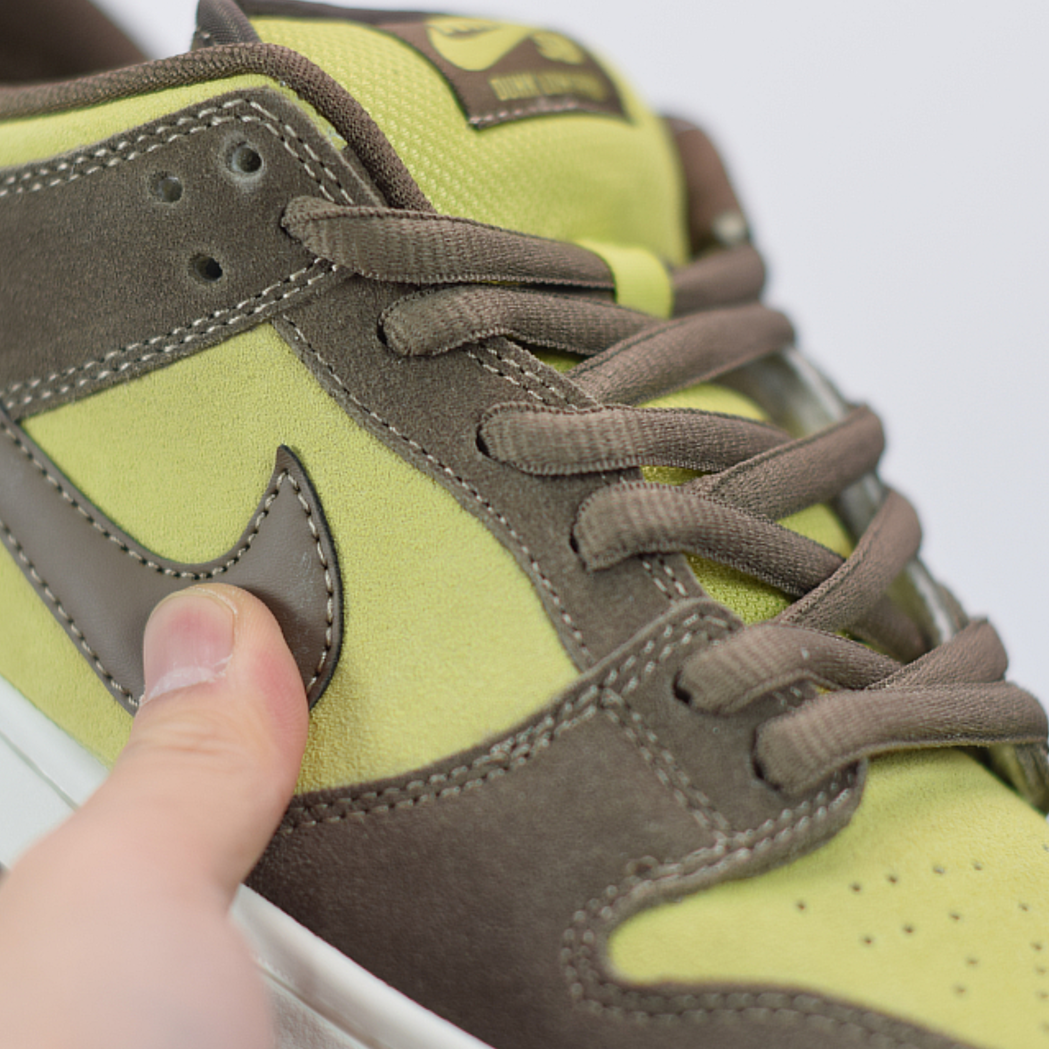 Nike SB Dunk Low Pro "Brownish Yellow"