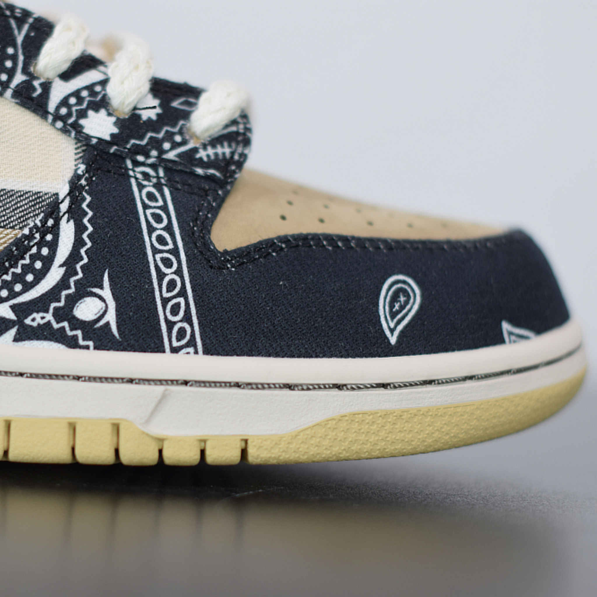 Nike Dunk Low x Travis Scott "Cactus Jack "