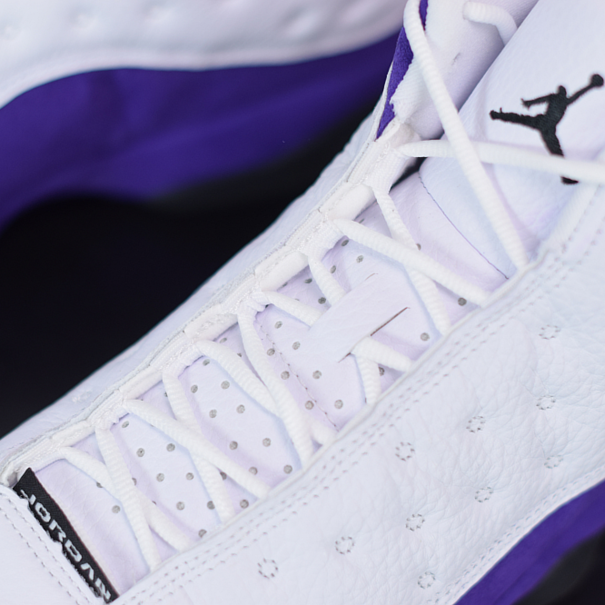 Nike Air Jordan 13 Retro "White Court Purple"