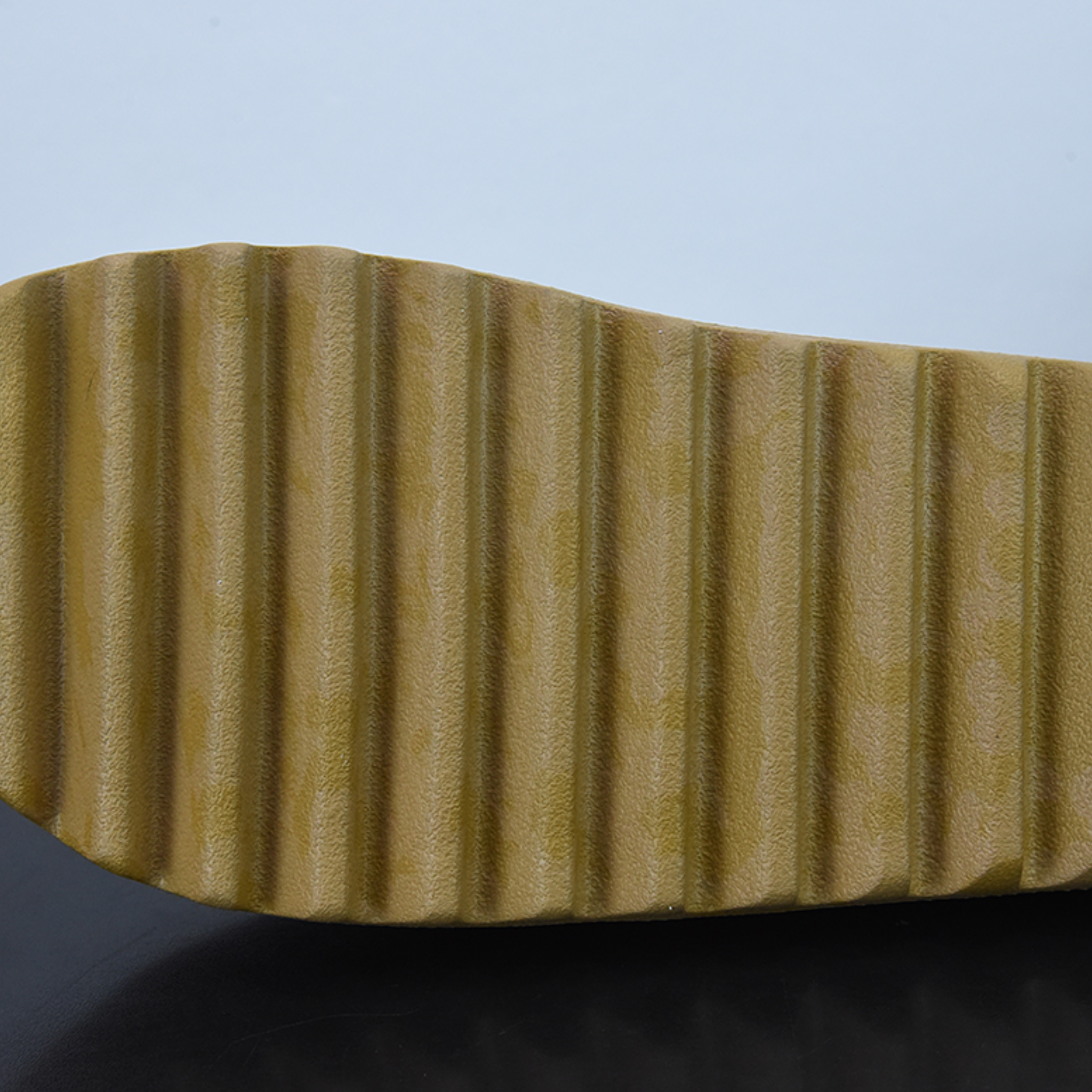 Yeezy Slide "Ochre"