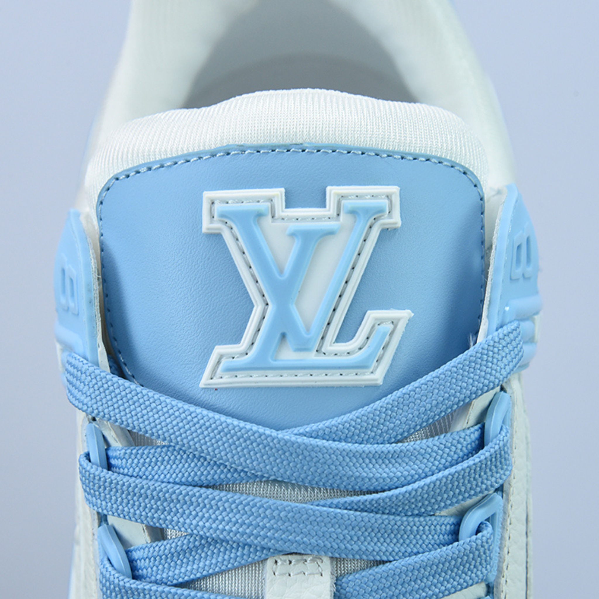 Louis Vuitton Trainer "Blue White Monogram"