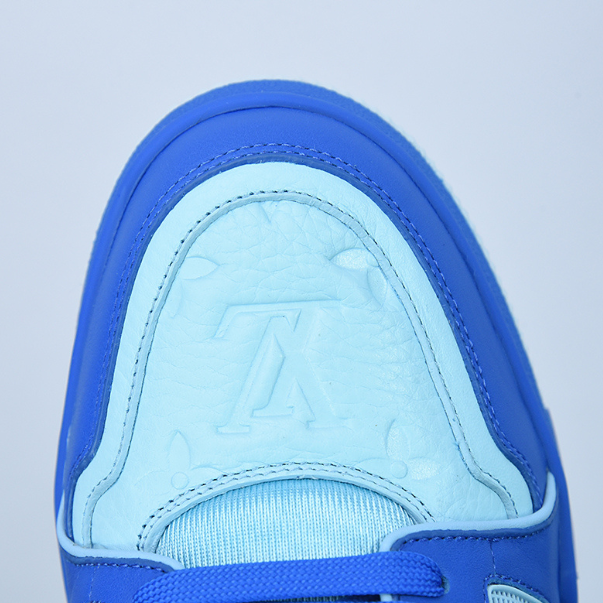 Louis Vuitton Trainer "Blue"