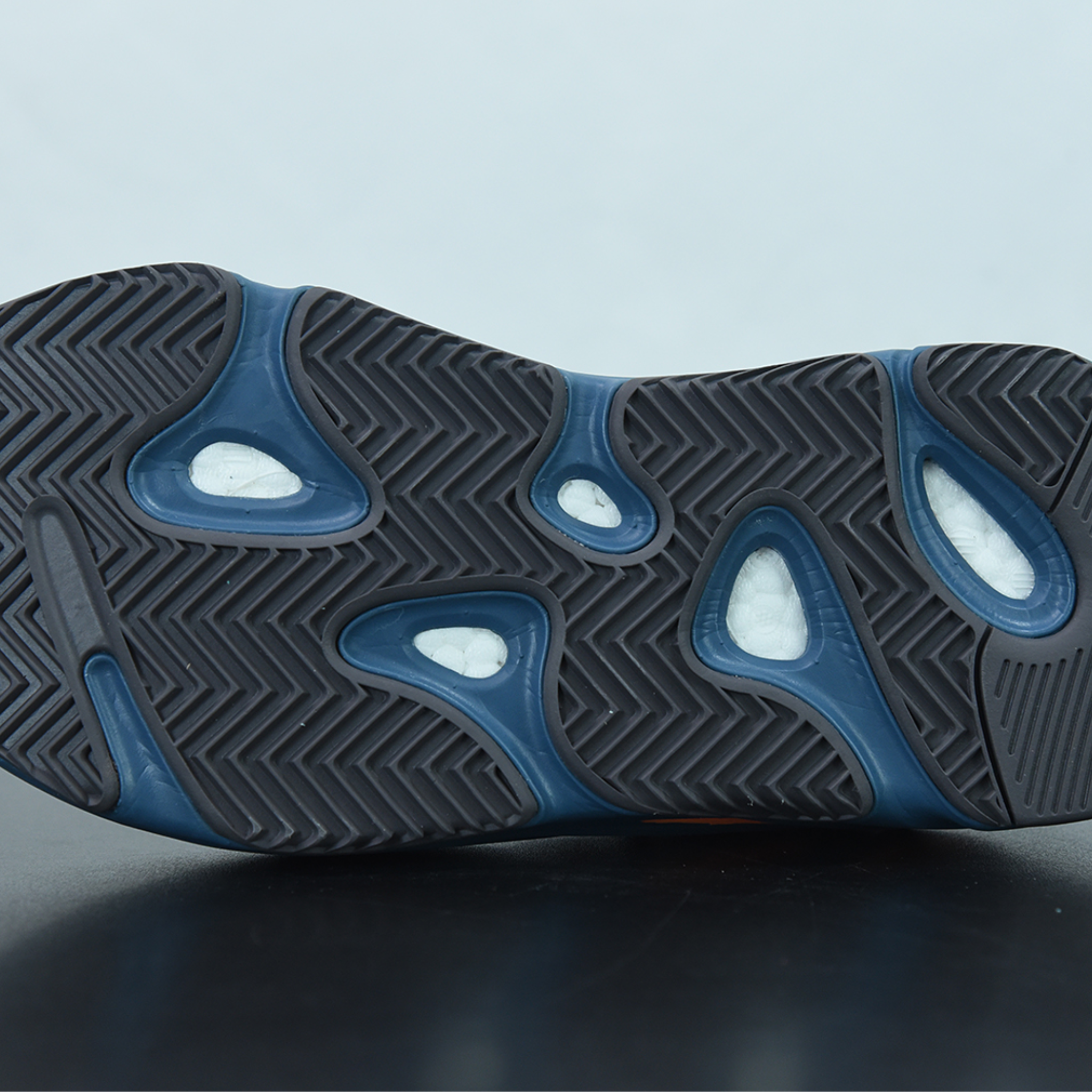 Yeezy Boost 700 "Fade Azure"