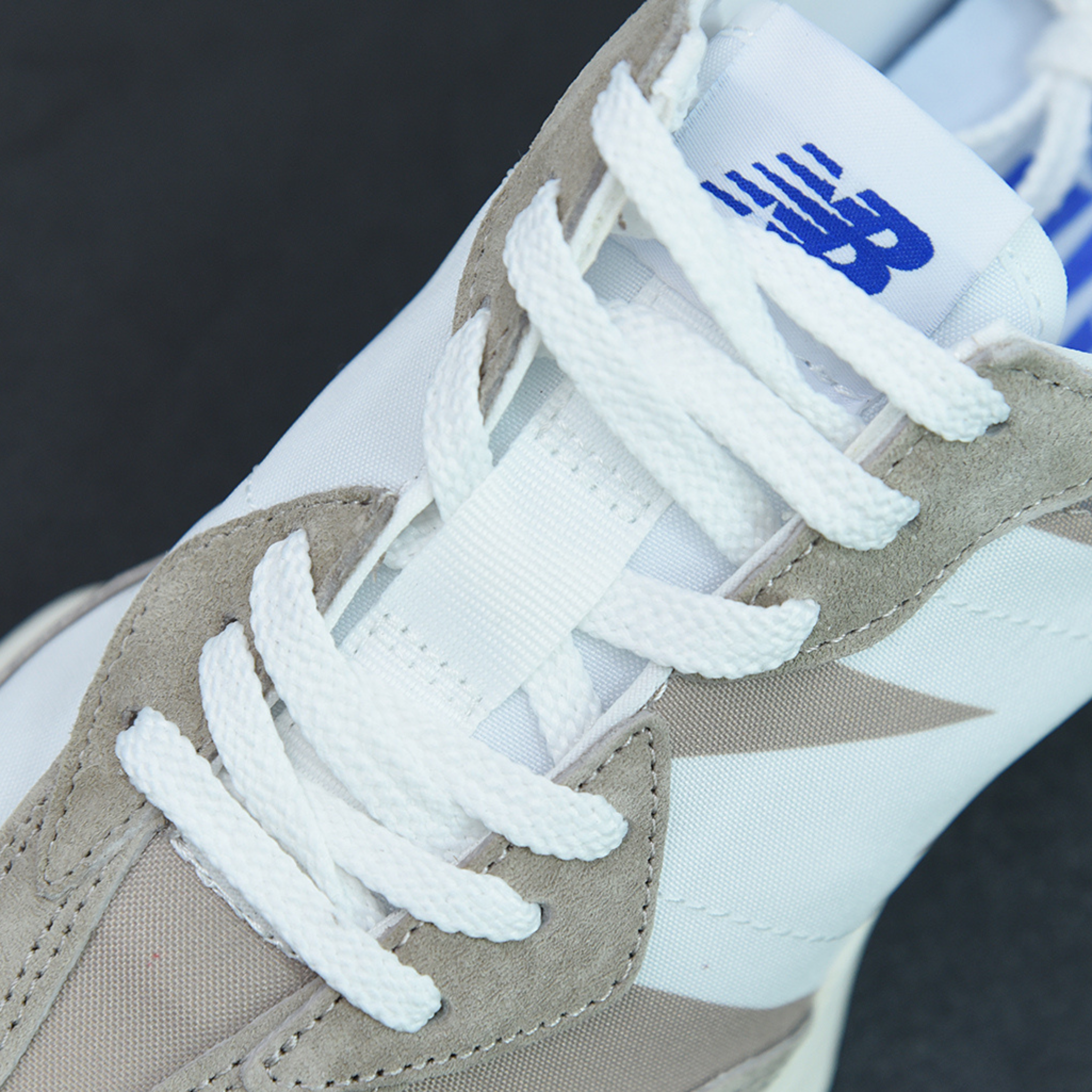 New Balance MS327LH1