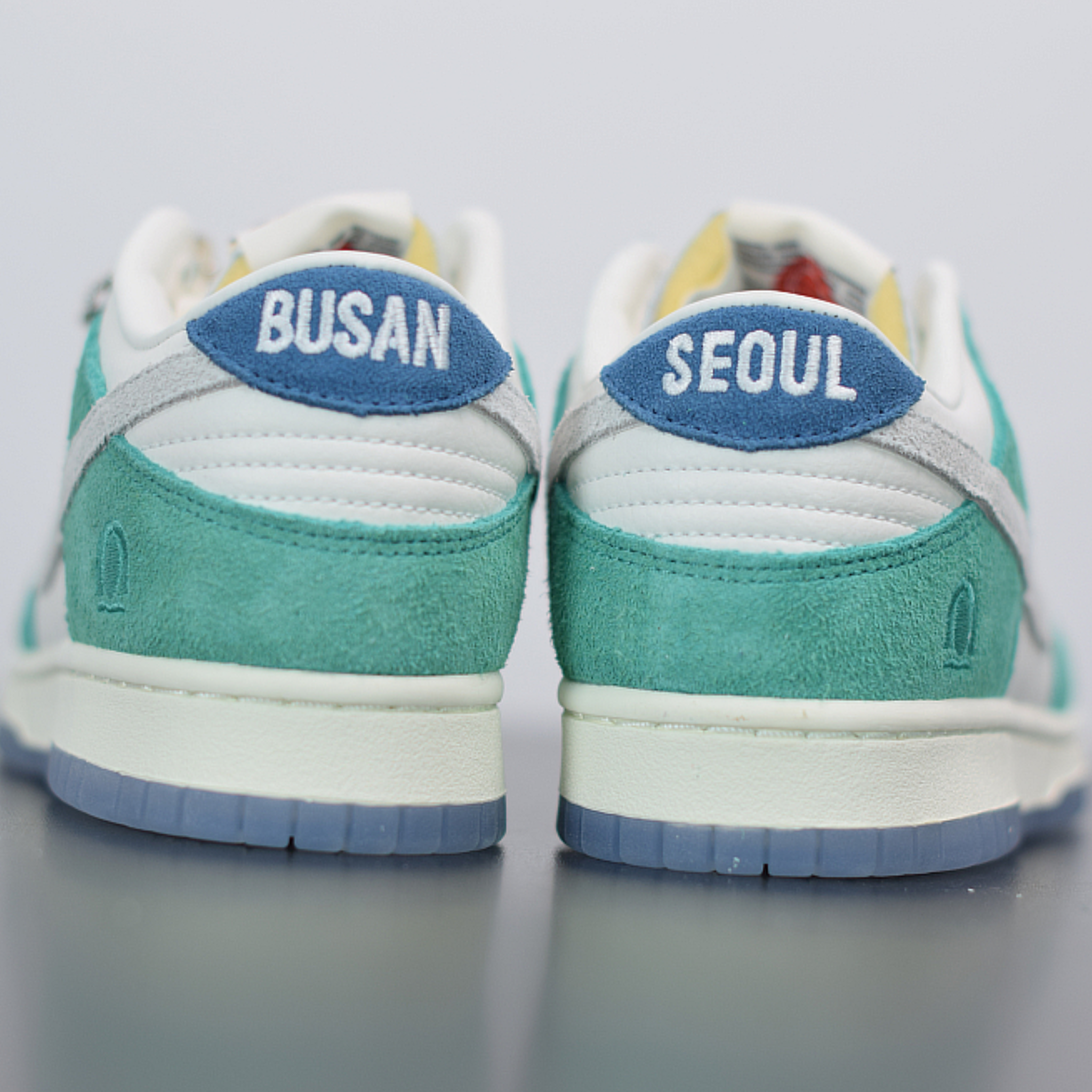 Nike Dunk Low x Kasina