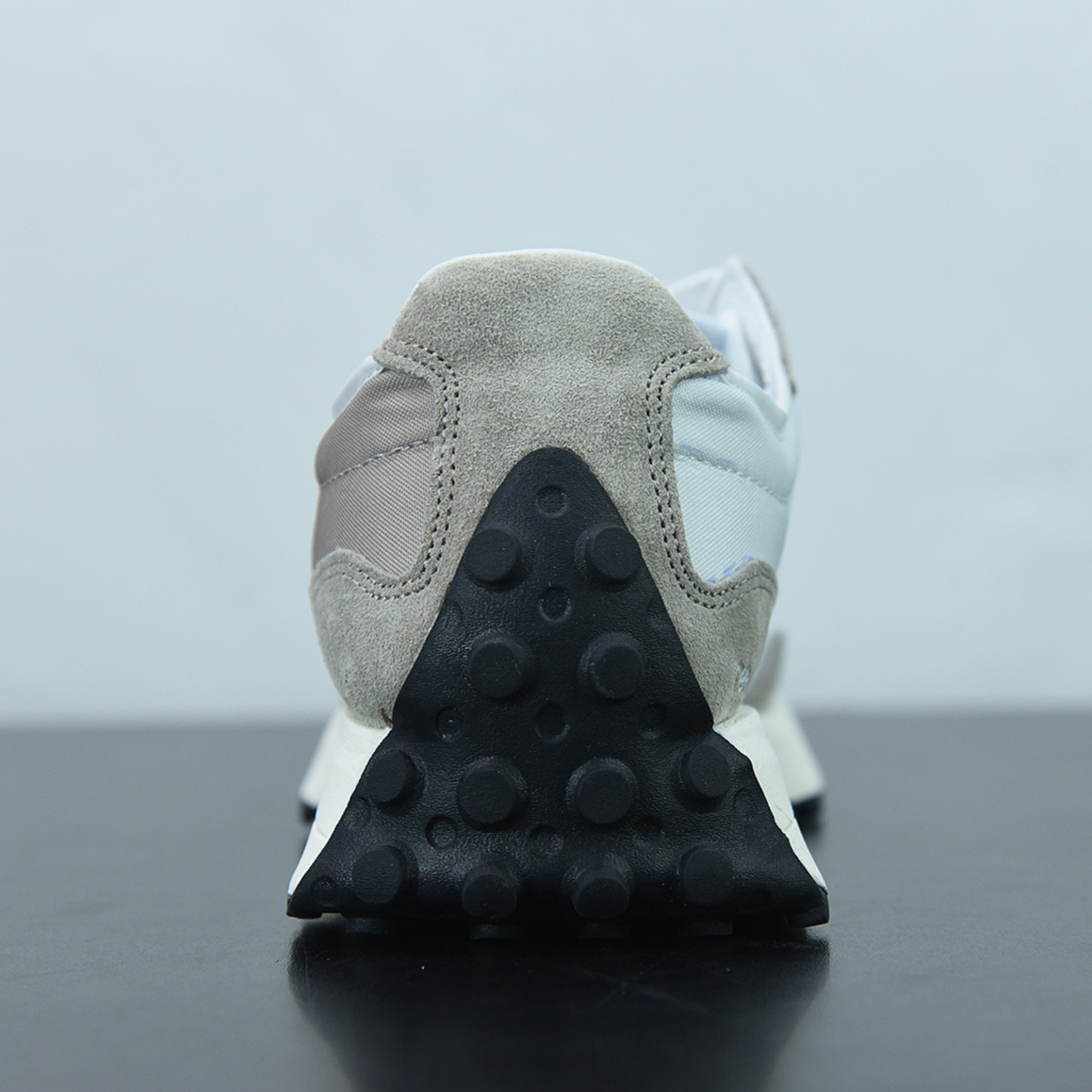 New Balance MS327LH1