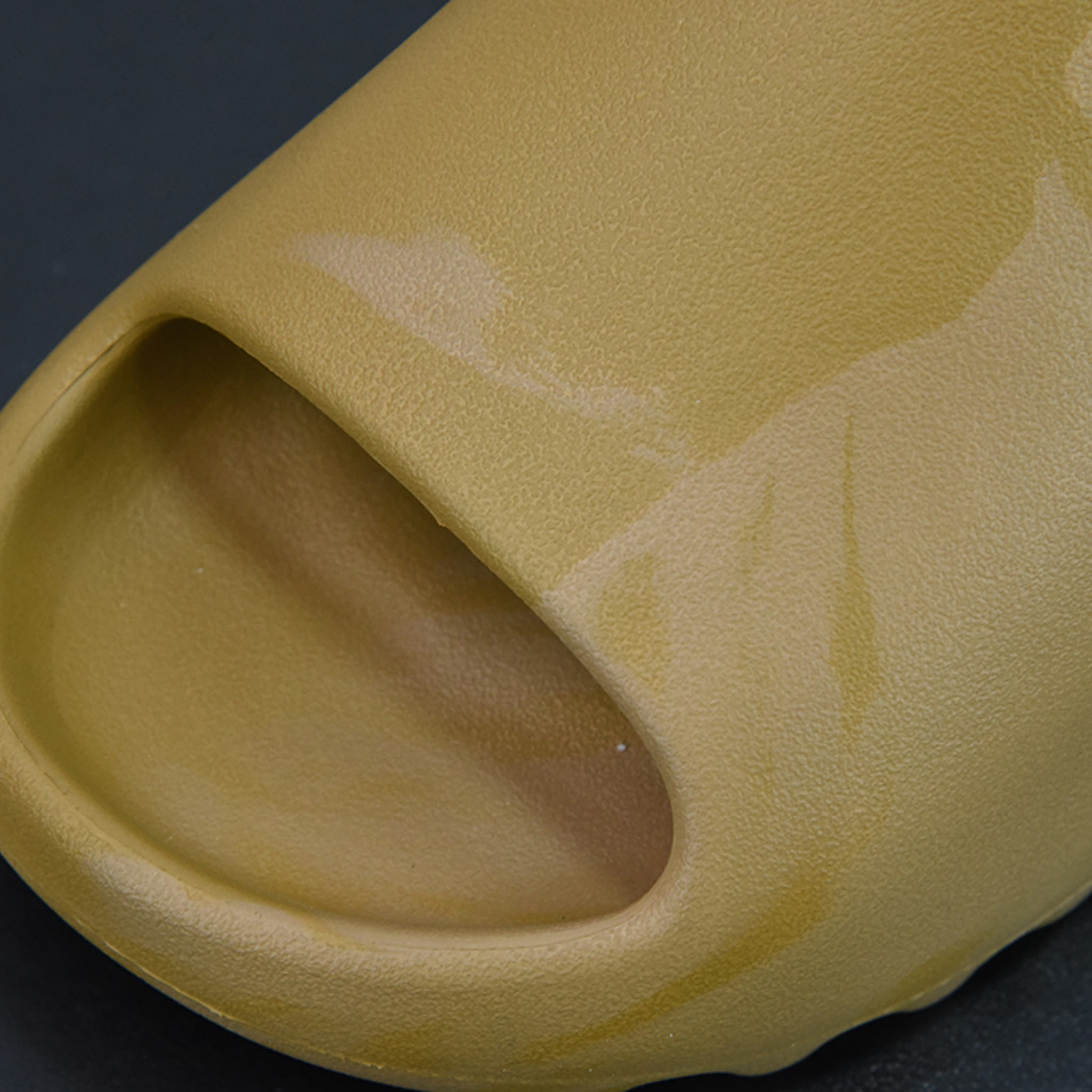 Yeezy Slide "Ochre"
