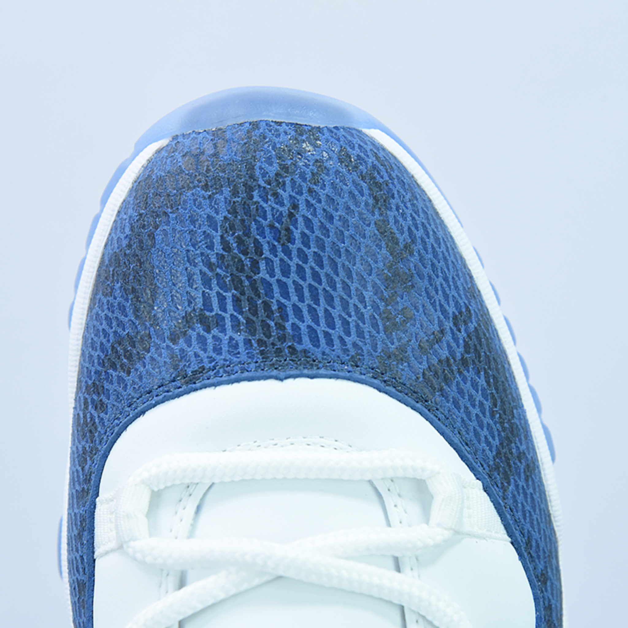 Nike Air Jordan 11 "Snake Navy"(2019)