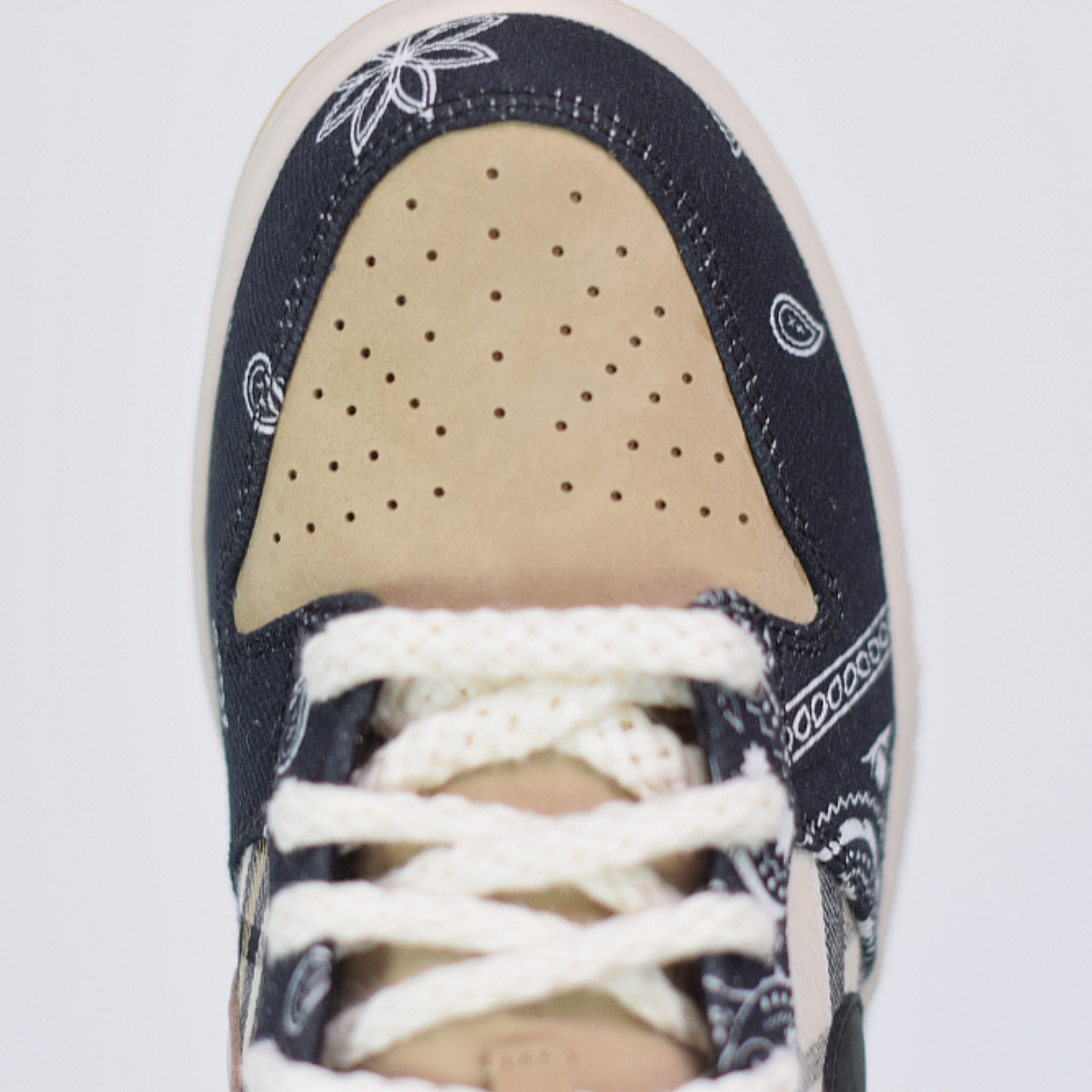 Nike Dunk Low x Travis Scott "Cactus Jack "