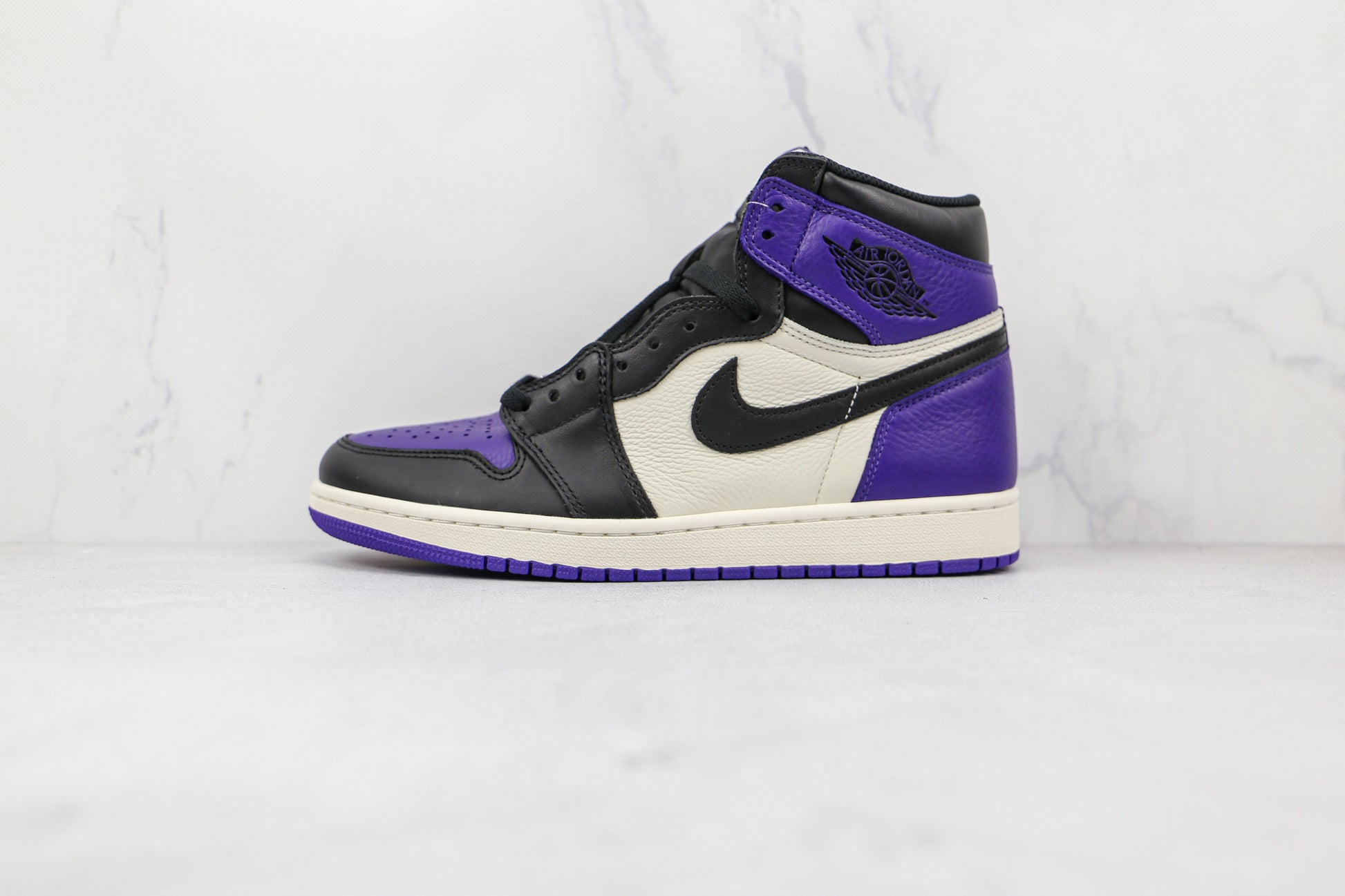 Nike Air Jordan 1 Retro High Court Purple