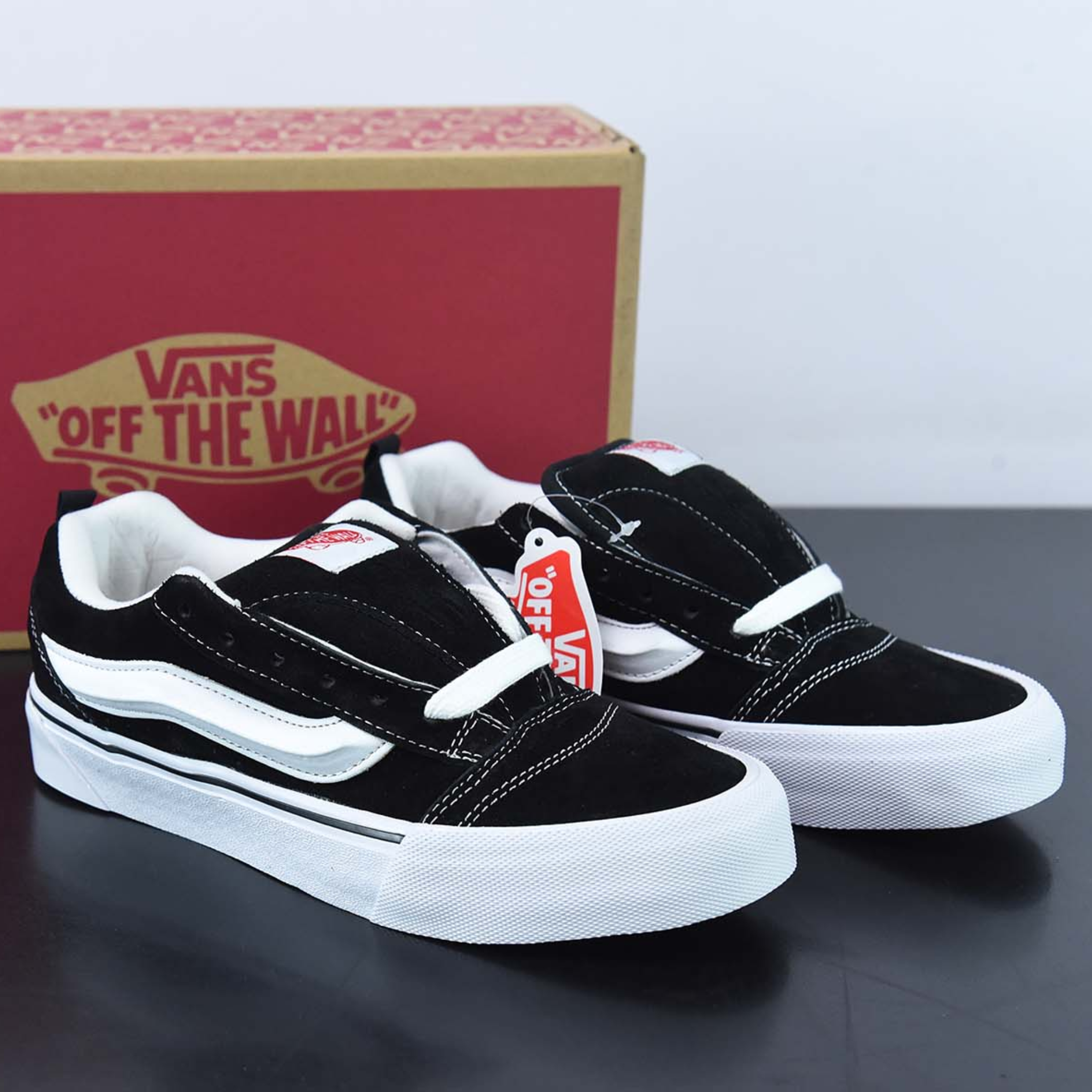 Vans Knu Skool "Black/White"