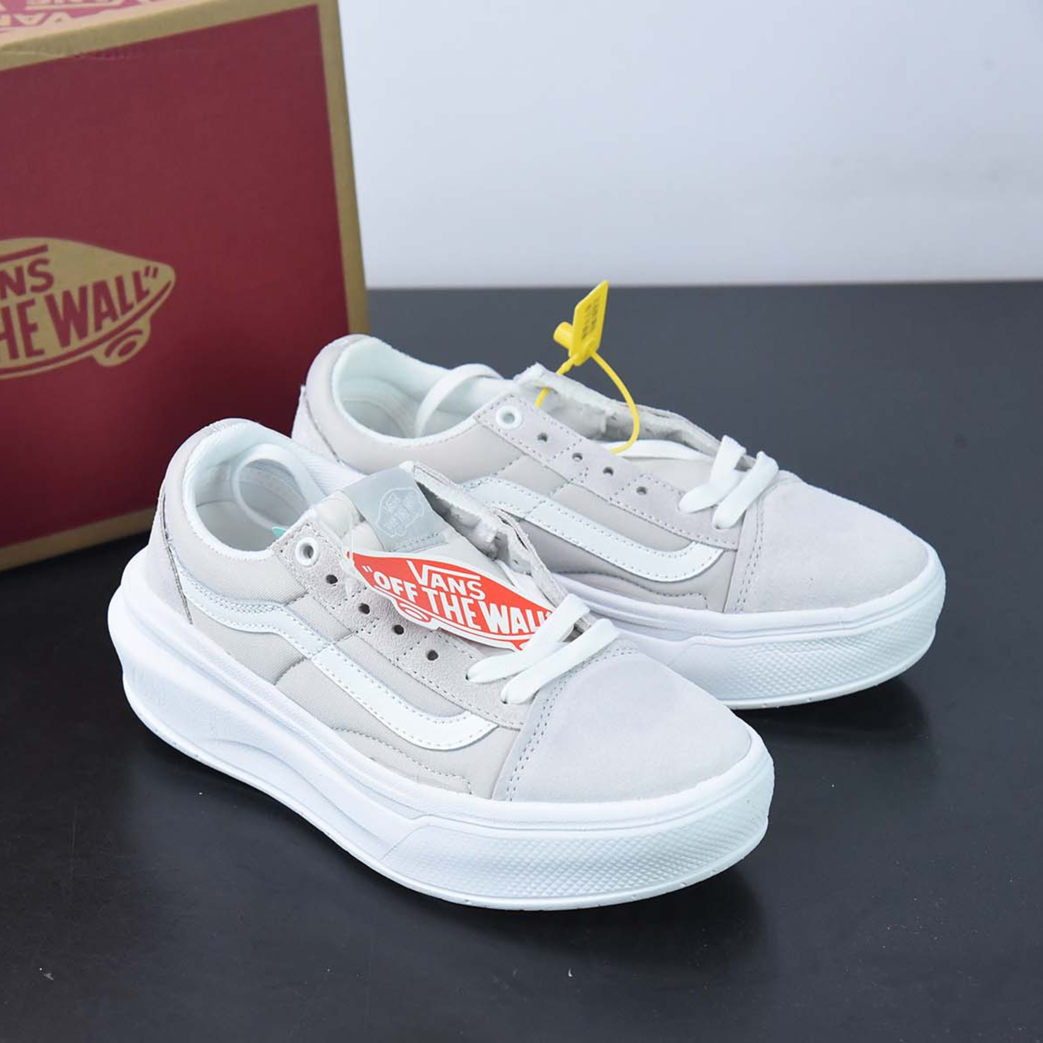 Classics Knu Skool White