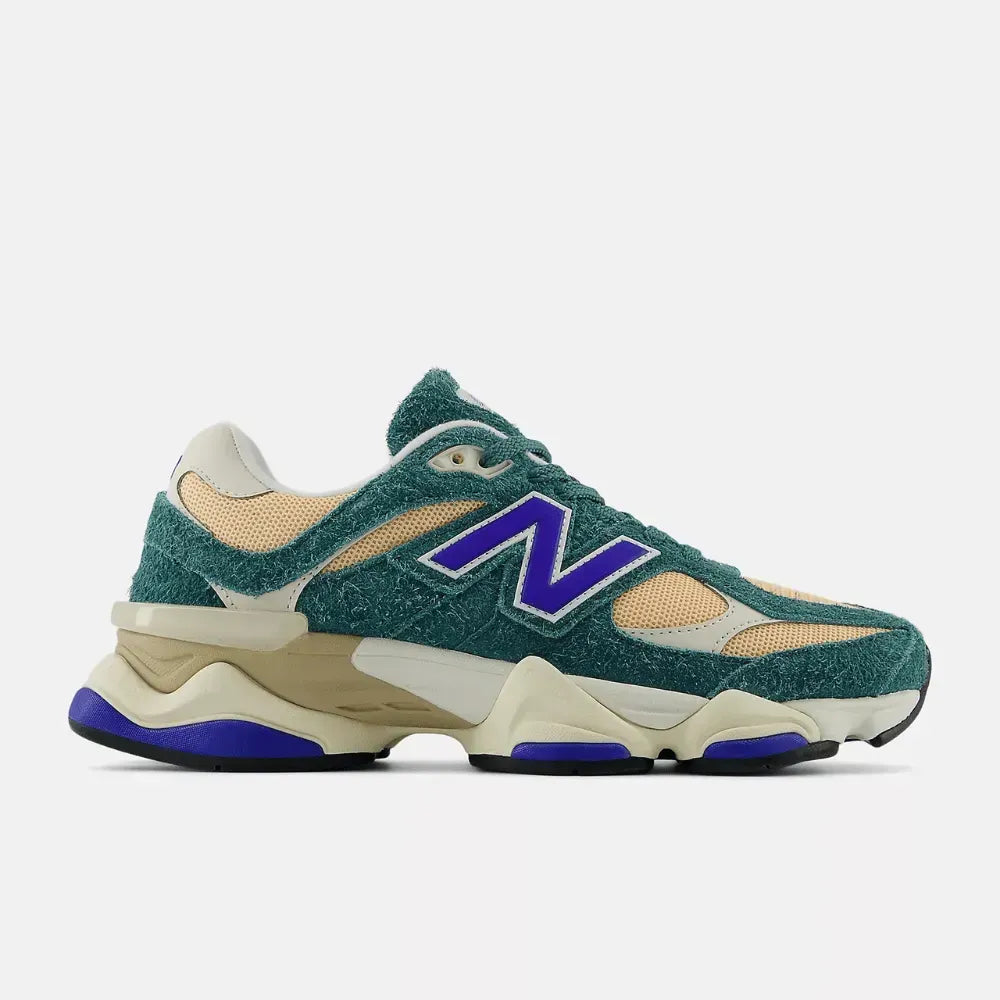 New Balance 9060 "New Spruce Peach Blossom Team Royal"
