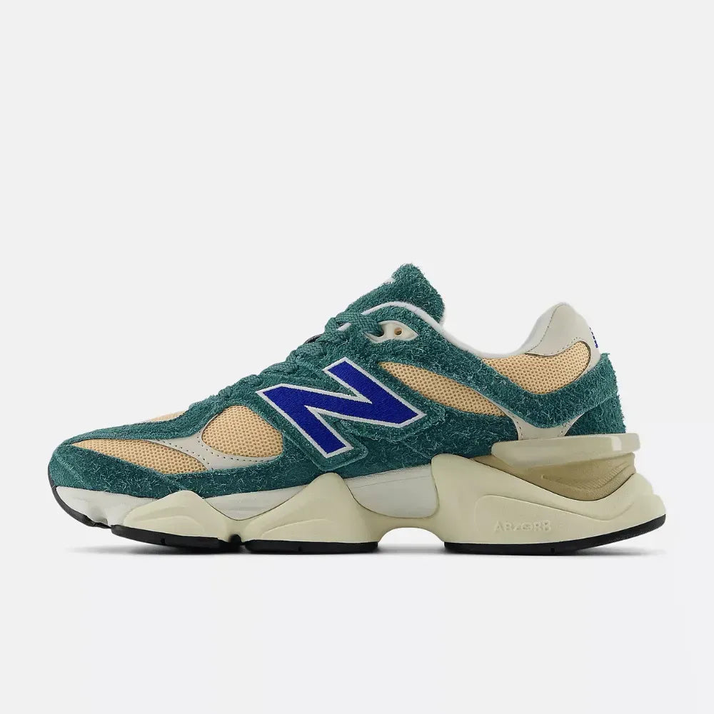 New Balance 9060 "New Spruce Peach Blossom Team Royal" foto 3