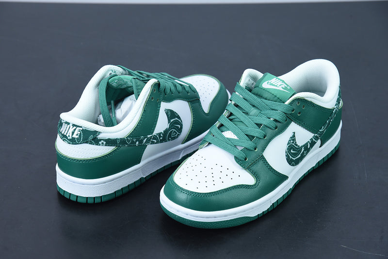 Nike SB Dunk "Green Paisley"